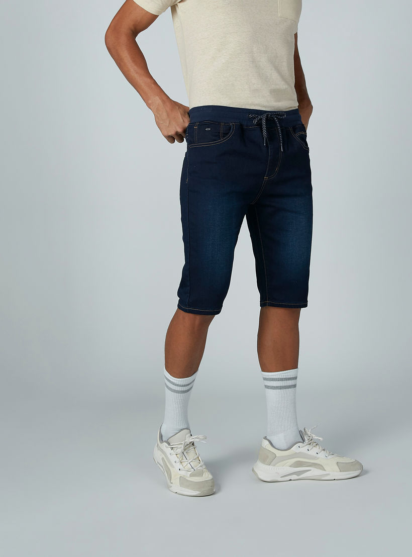 شورت مستدام دينم بخصر منخفض ورباط وجيوب-men-clothing-bottoms-shorts-image-3