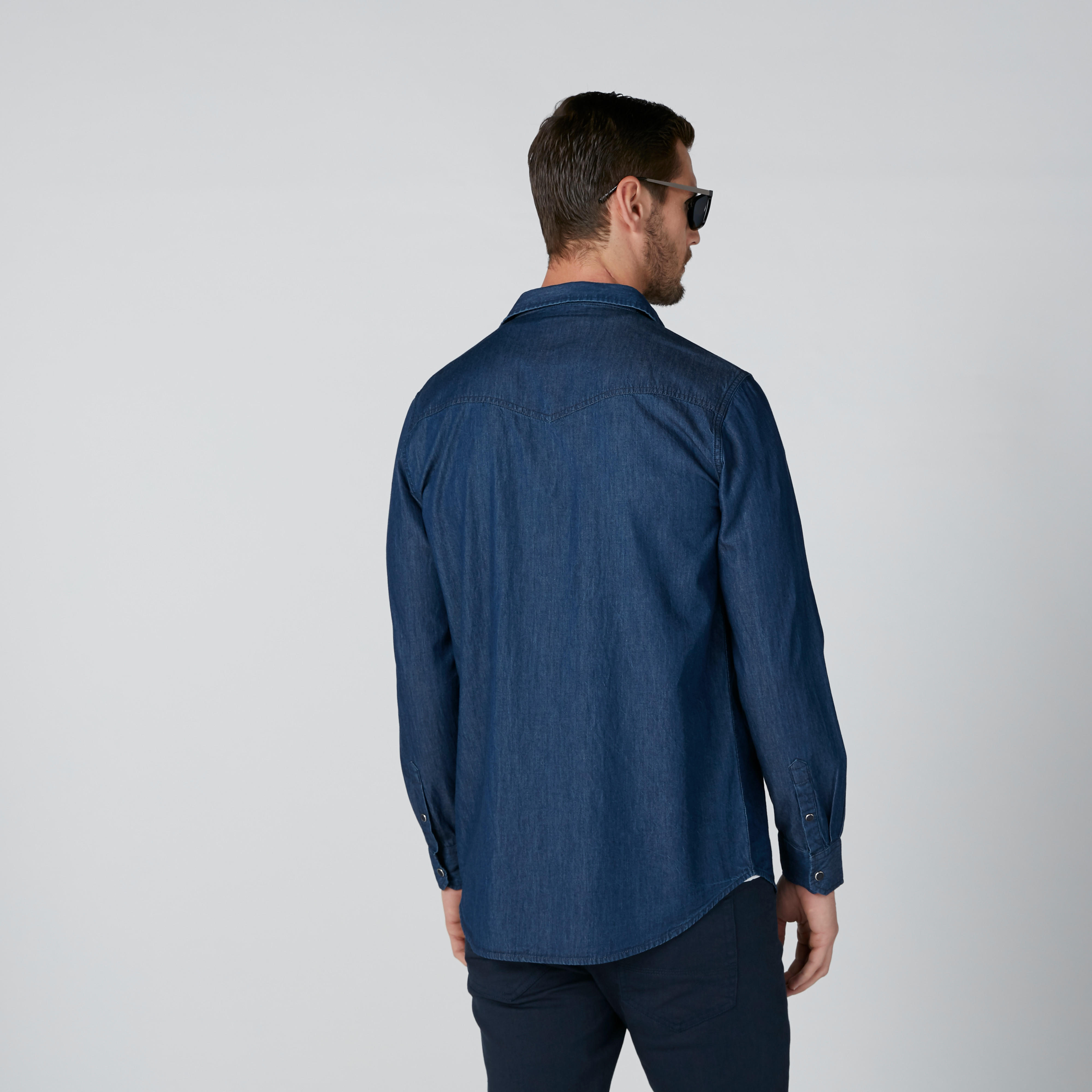 قميص مستدام سليم بأكمام طويلة وجيوب-men-clothing-shirts-image-2