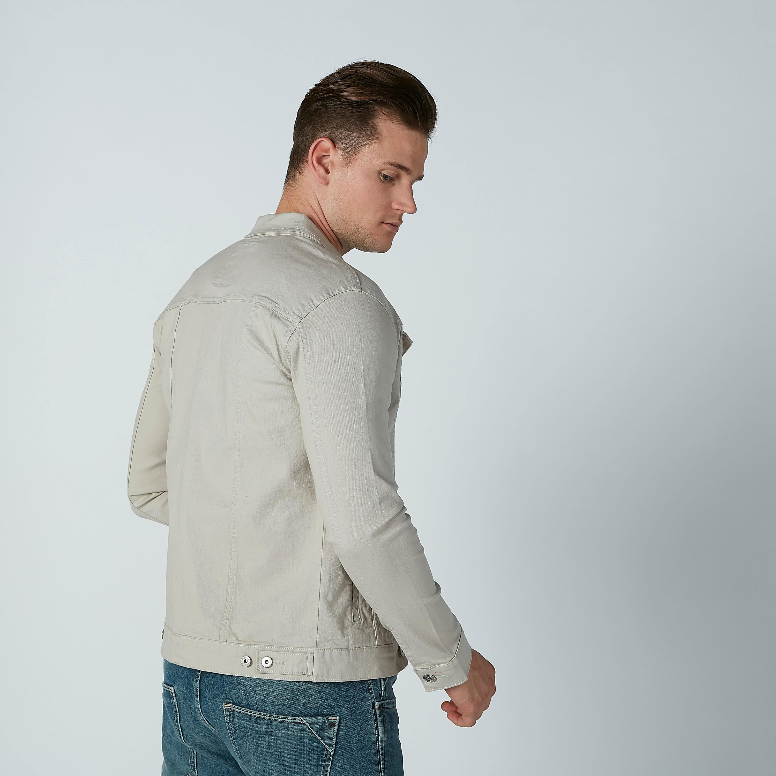 جاكيت مستادمة دينم بأكمام طويلة وجيوب-men-clothing-jacketsandblazers-jackets-image-4