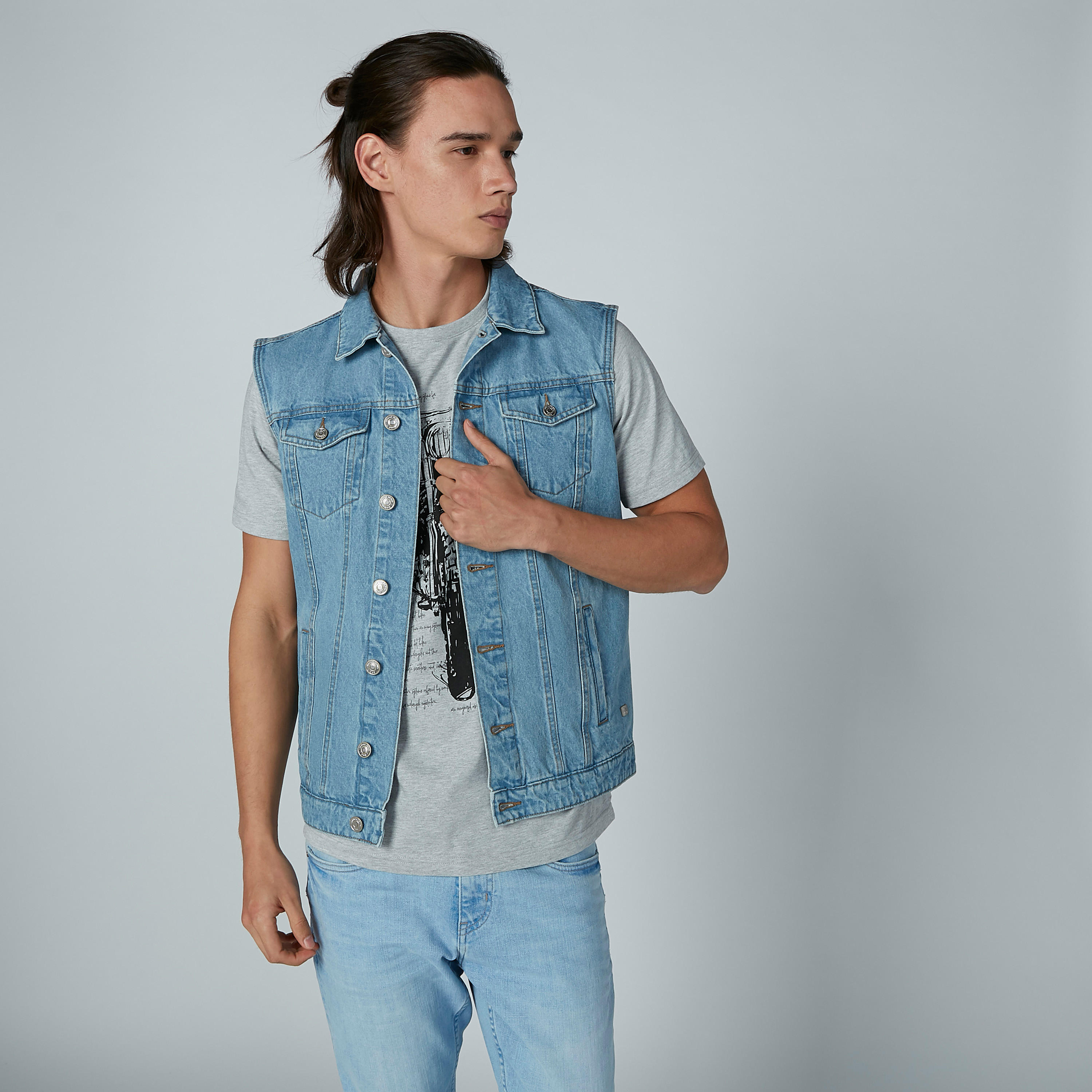 جاكيت دينم دون أكمام بجيوب-men-clothing-jacketsandblazers-jackets-image-5