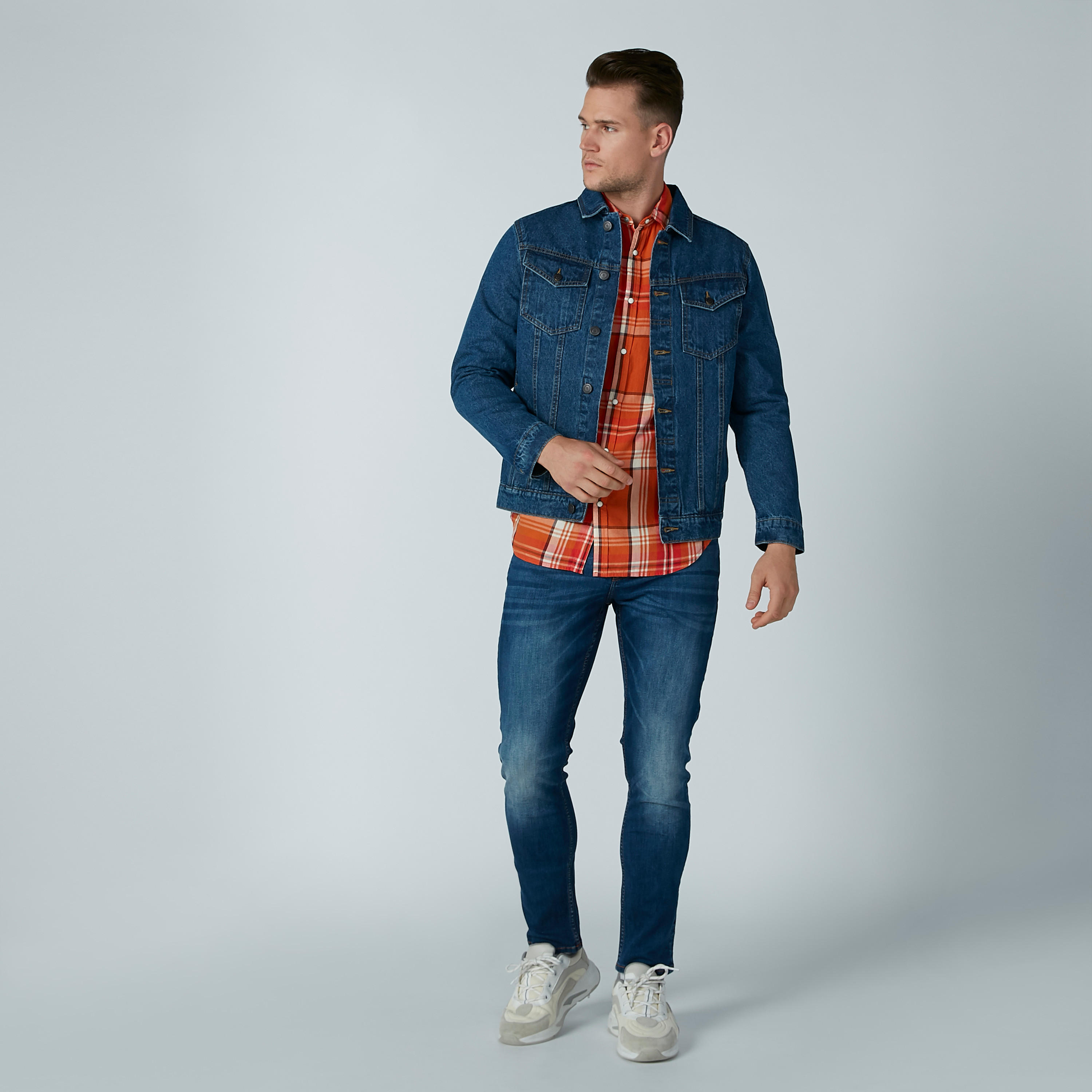 Pocket Detail Denim Jacket with Long Sleeves and Complete Placket-men-clothing-jacketsandblazers-jackets-image-1