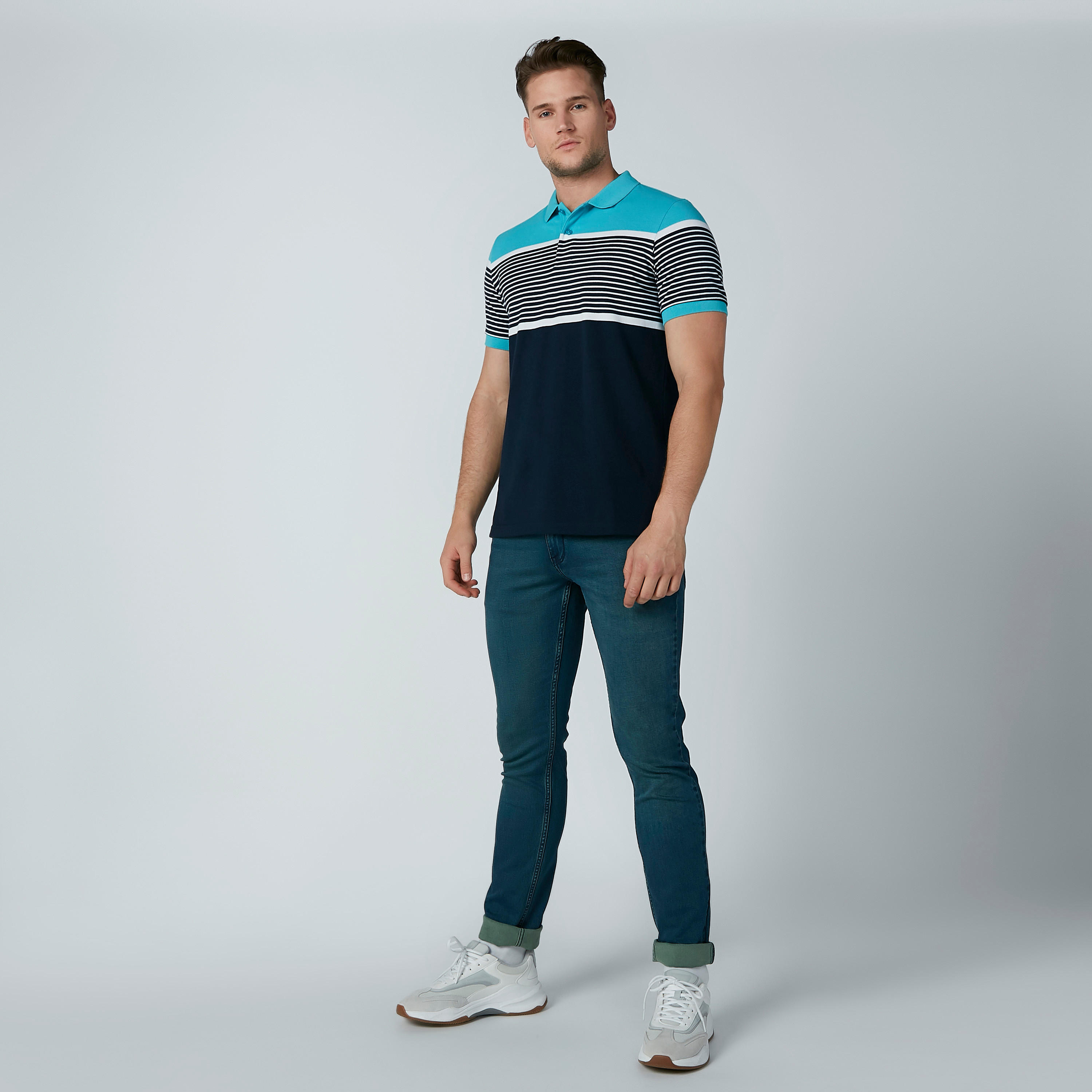 بنطال جينز طويل سادة بجيوب-men-clothing-bottoms-jeans-image-2