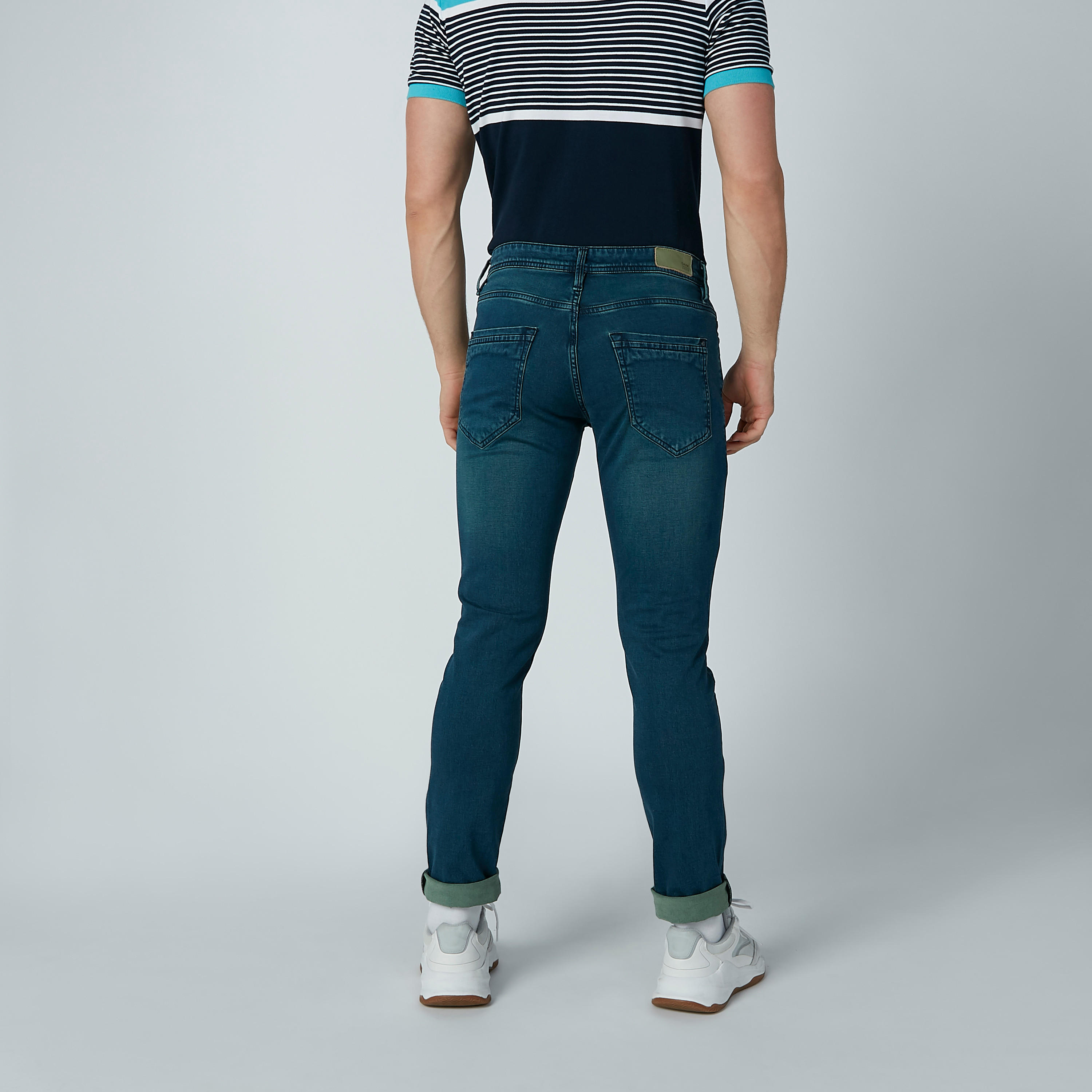 بنطال جينز طويل سادة بجيوب-men-clothing-bottoms-jeans-image-6