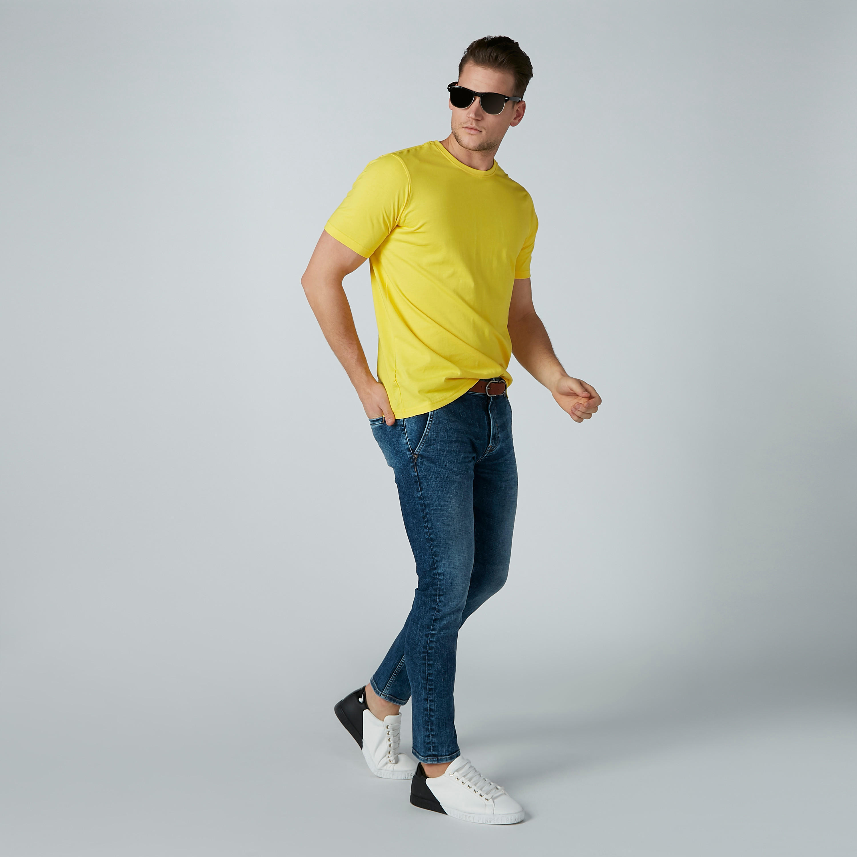 بنطال جينز طويل بجيوب وحلقات للحزام-men-clothing-bottoms-jeans-image-2