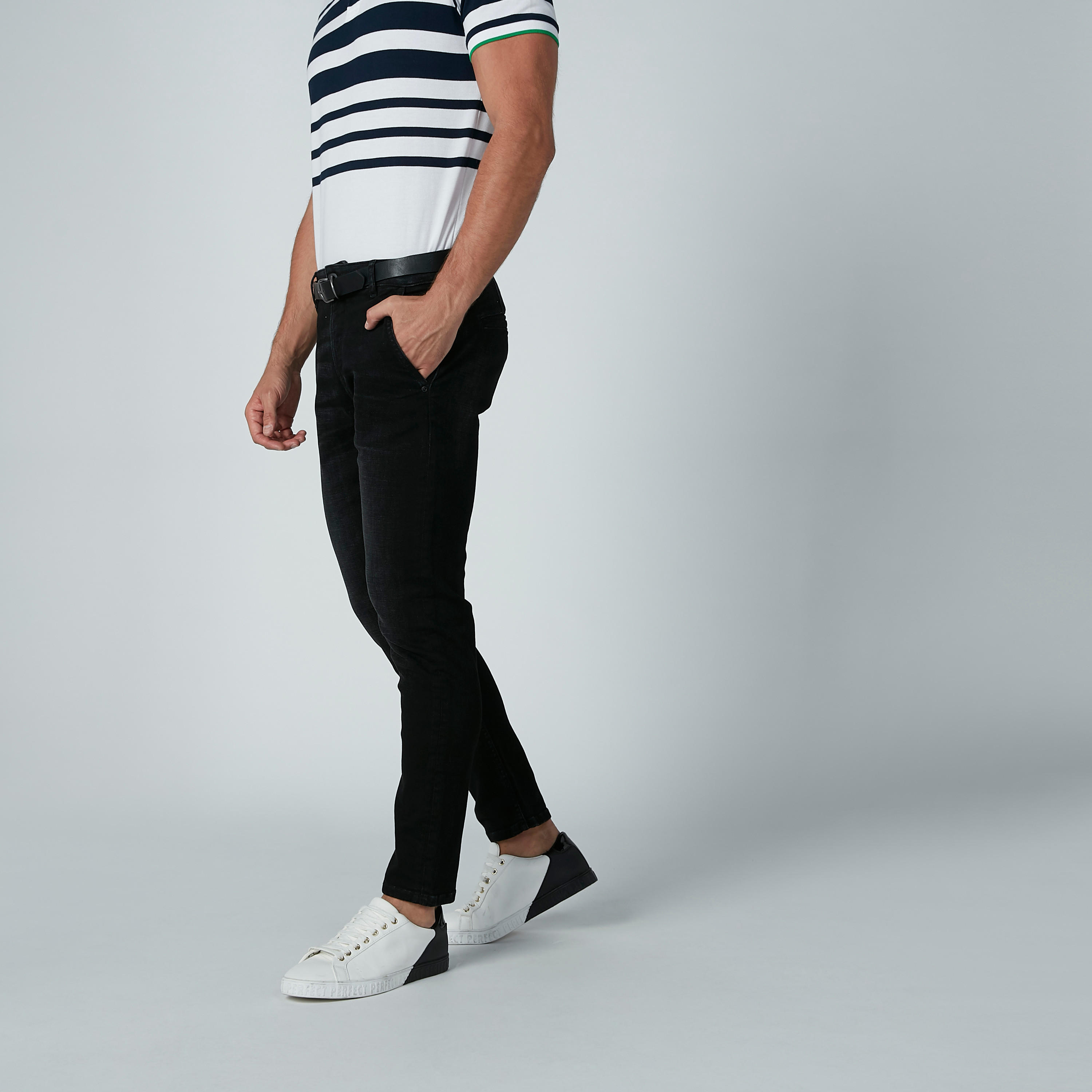 بنطال جينز طويل بجيوب وحلقات للحزام-men-clothing-bottoms-jeans-image-1