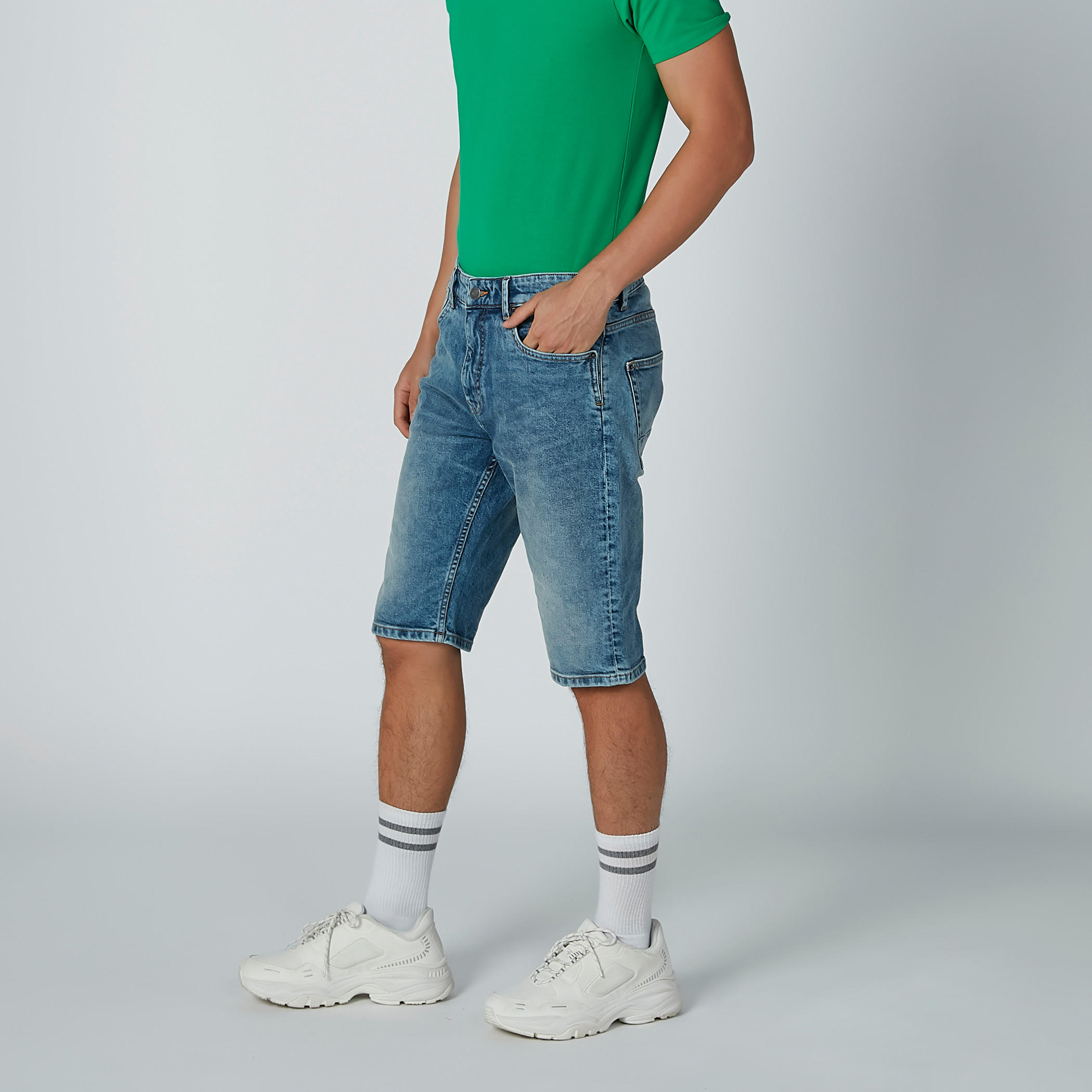 شورت دينم بسحّاب إغلاق وجيوب-men-clothing-bottoms-shorts-image-2