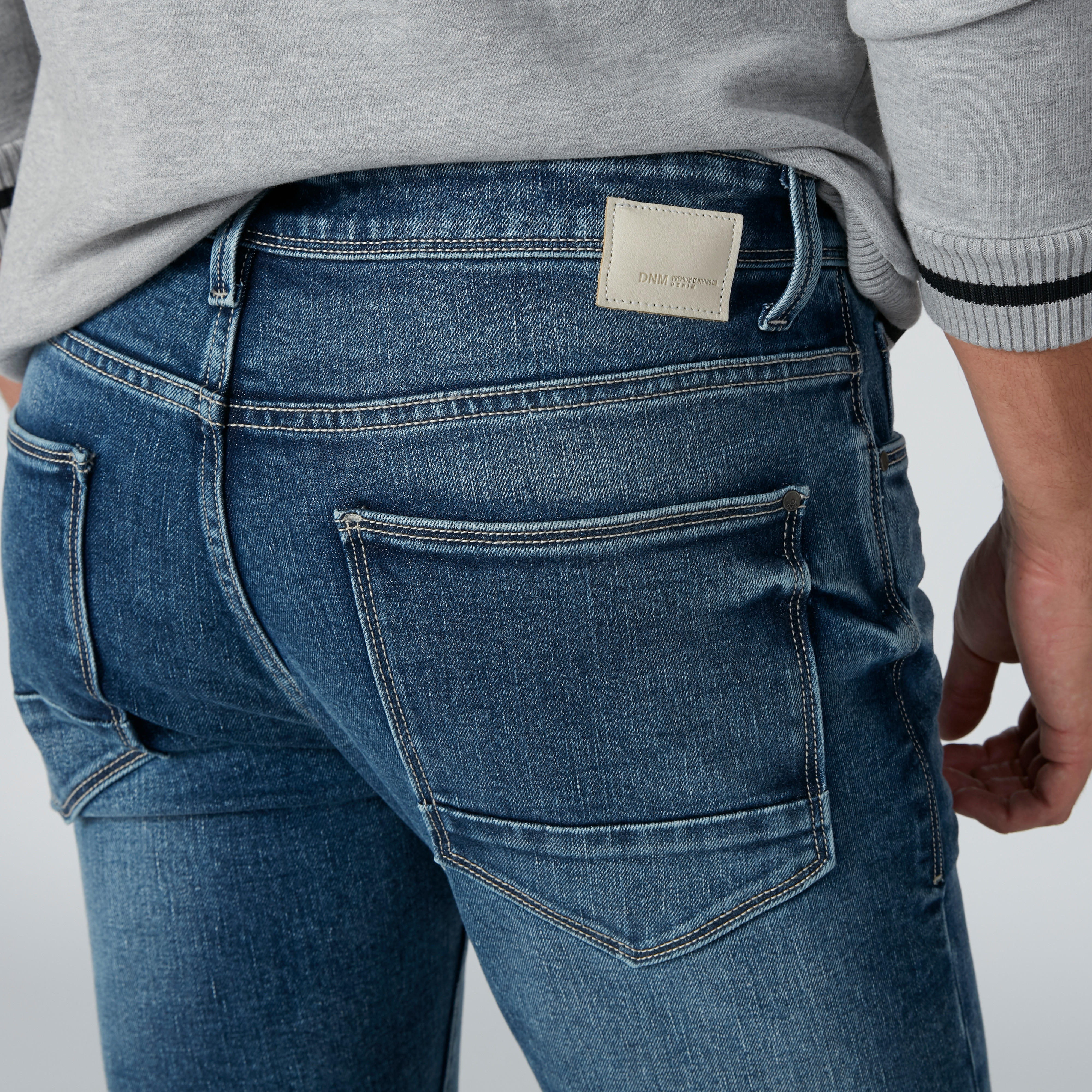 بنطال جينز طويل بجيوب-men-clothing-bottoms-jeans-image-3