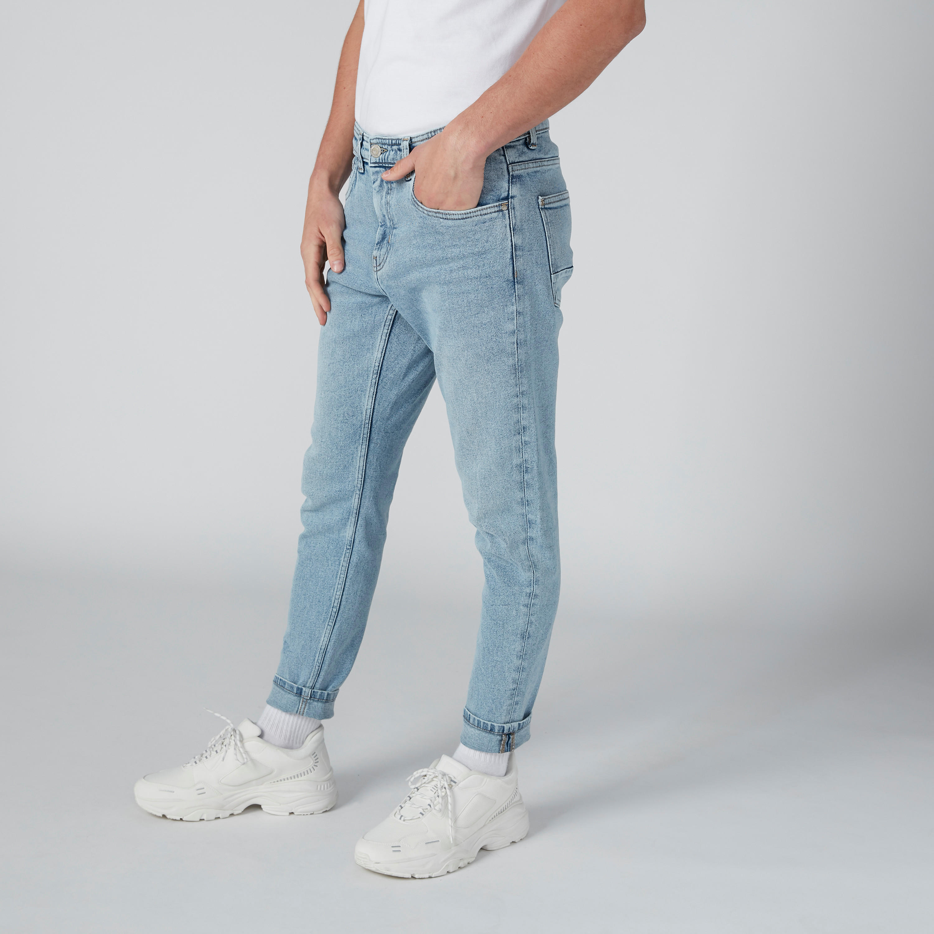 Pocket Detail Jeans With Zip Fly-men-clothing-bottoms-jeans-image-4