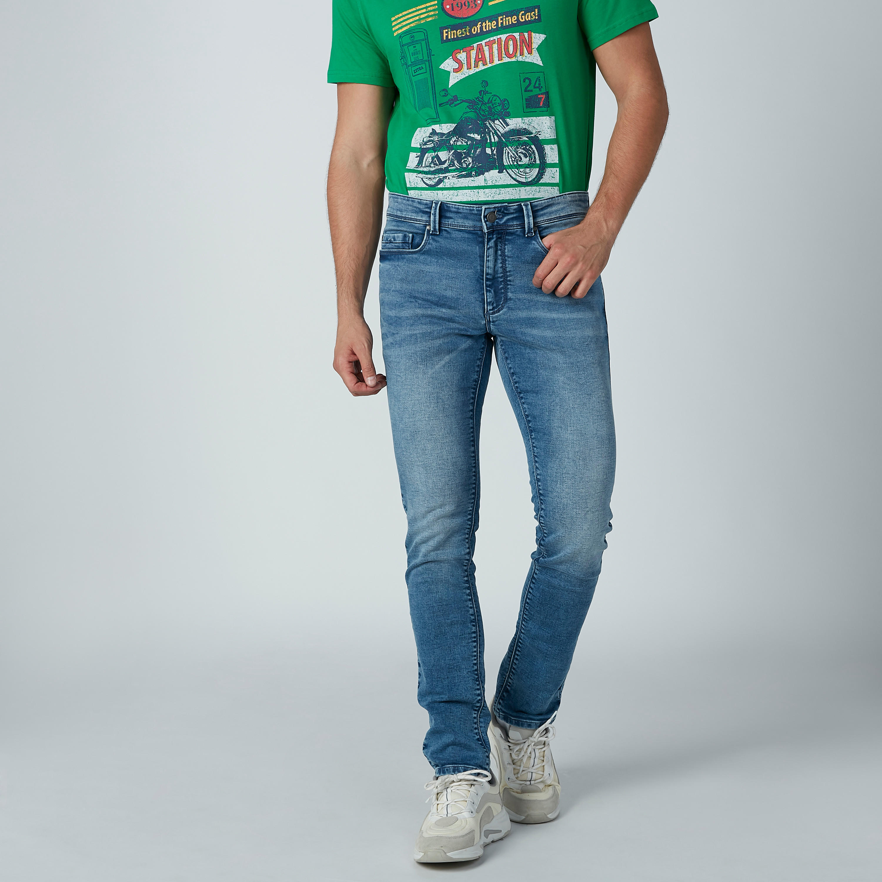 بنطال جينز طويل بجيوب-men-clothing-bottoms-jeans-image-2