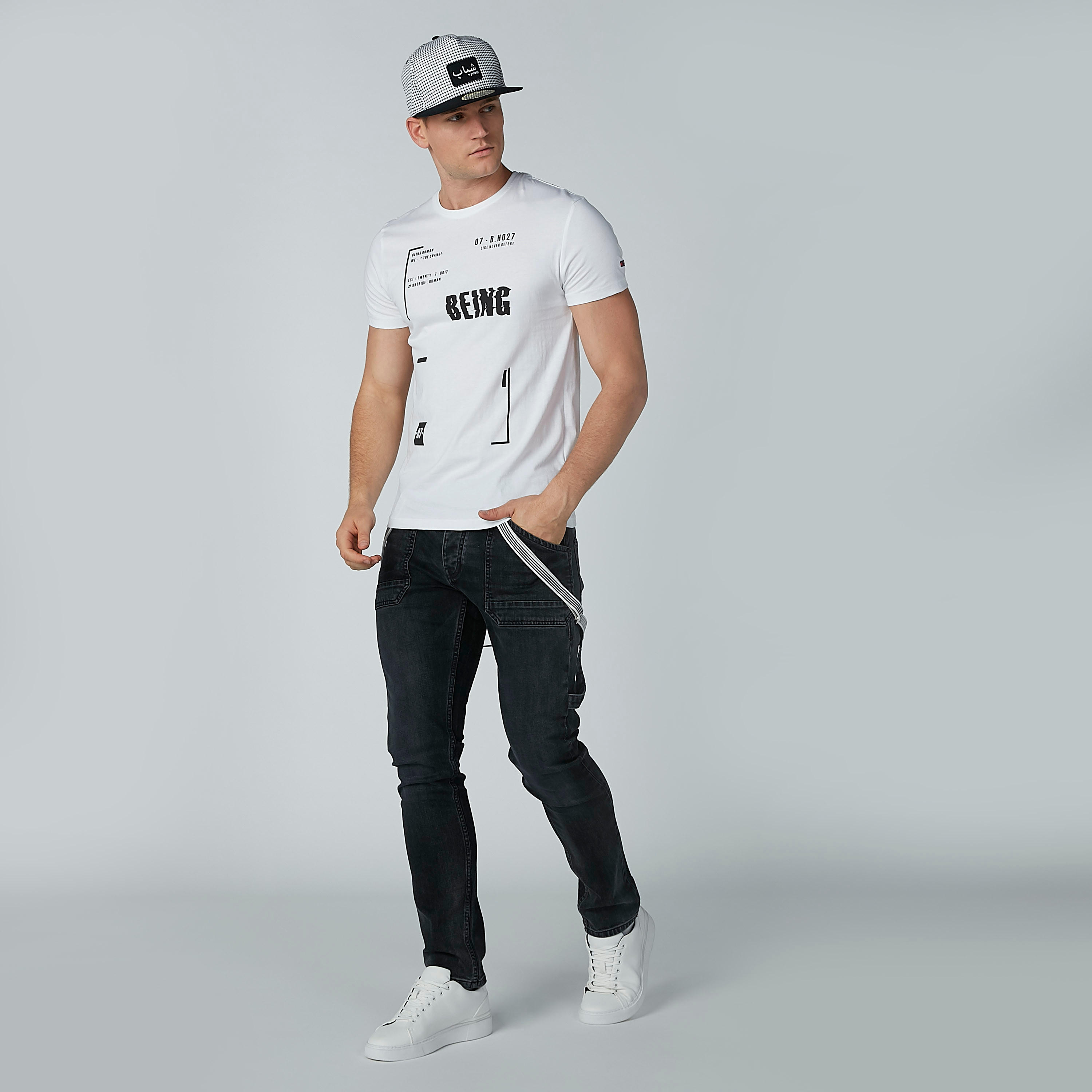 بنطال جينز سادة بسحّاب إغلاق وجيوب-men-clothing-bottoms-jeans-image-2