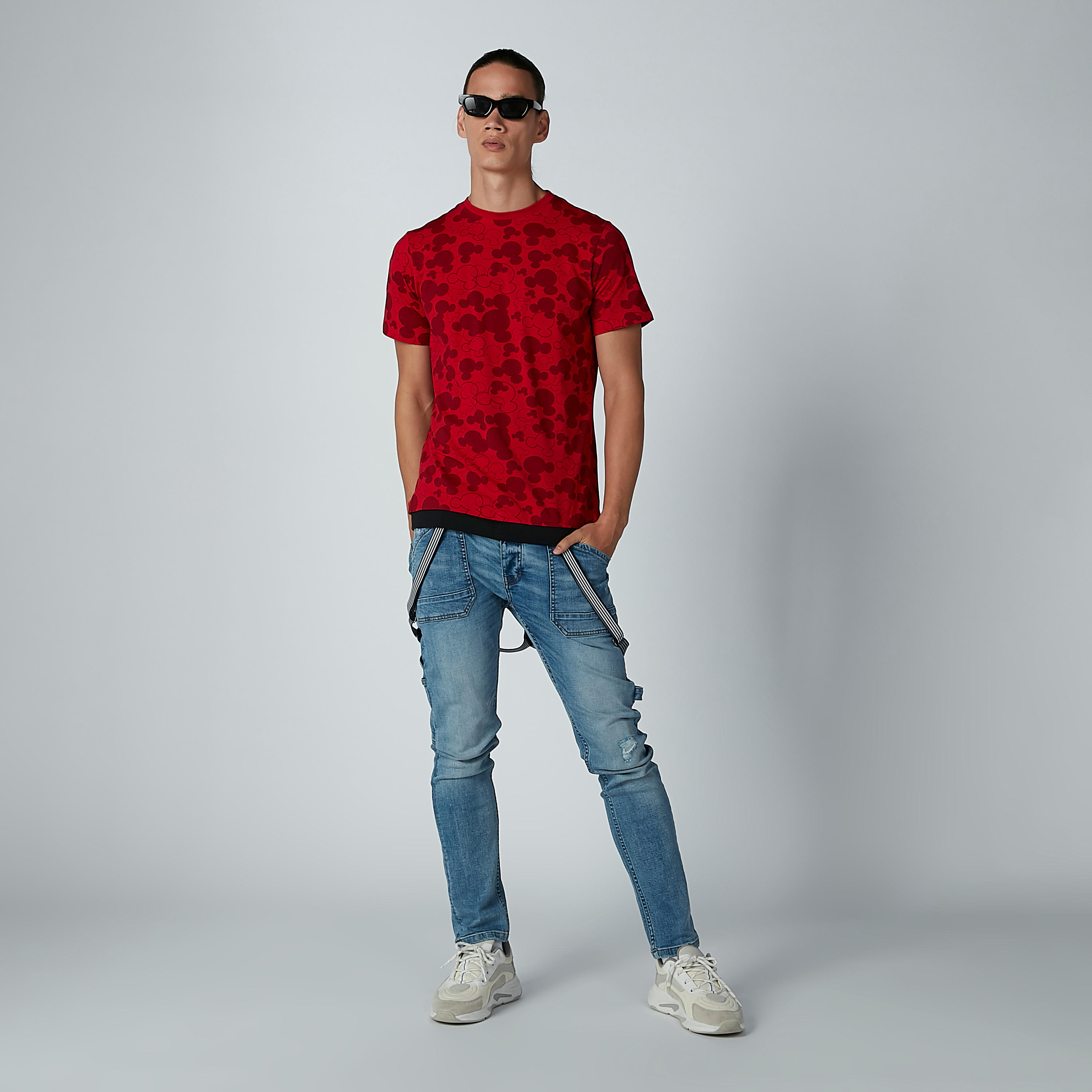 شورت بجيوب وحمّالات-men-clothing-bottoms-jeans-image-2