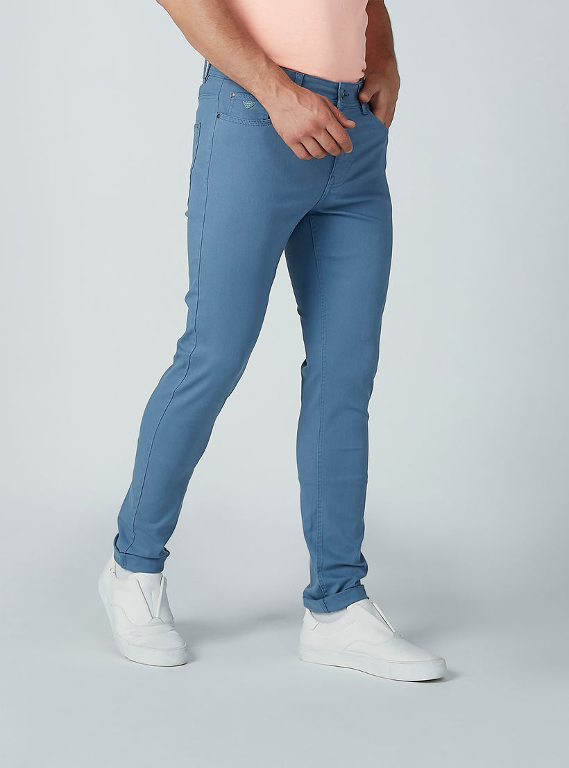 بنطال جينز بخصر متوسط الارتفاع وجيوب-men-clothing-bottoms-jeans-image-3