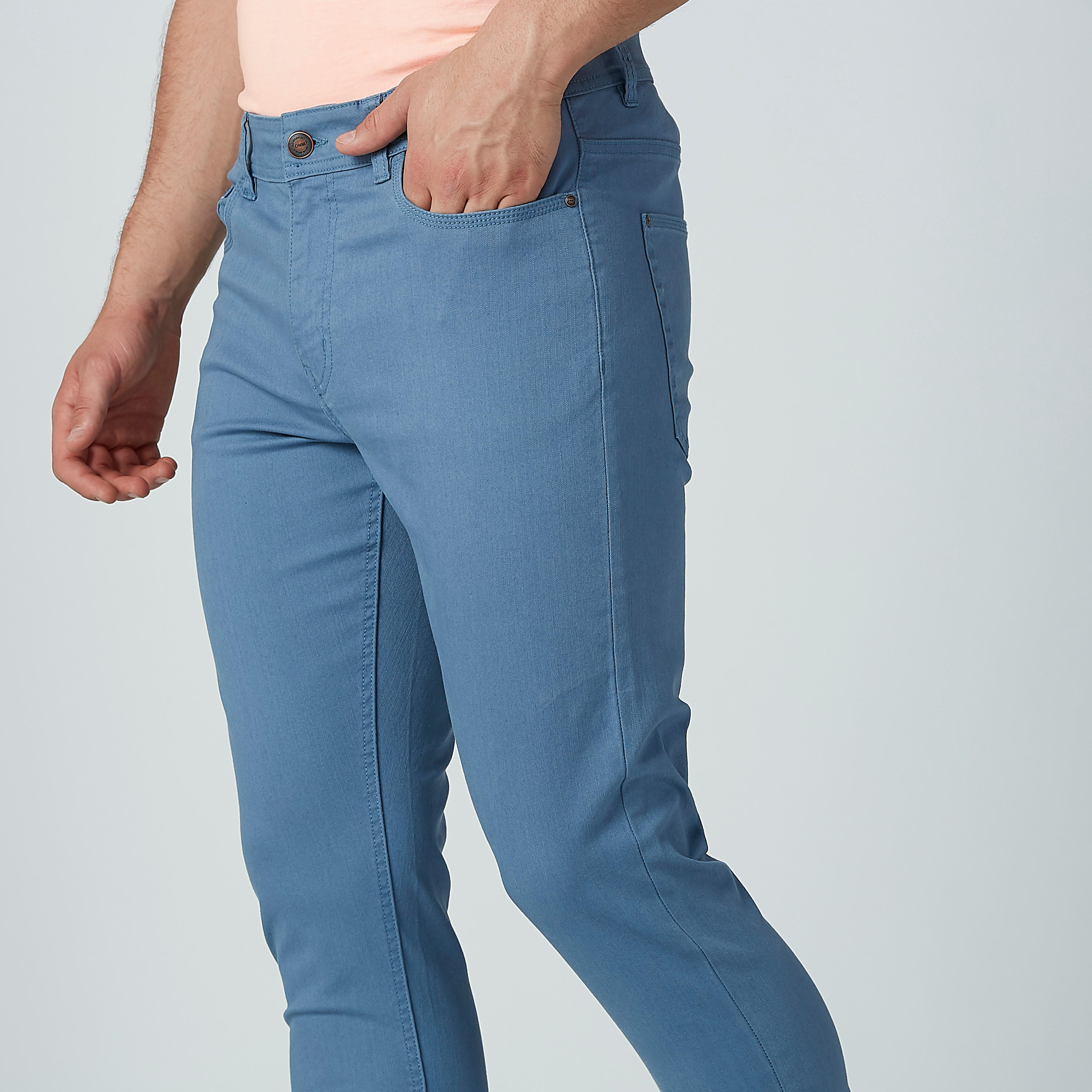 بنطال جينز بخصر متوسط الارتفاع وجيوب-men-clothing-bottoms-jeans-image-4
