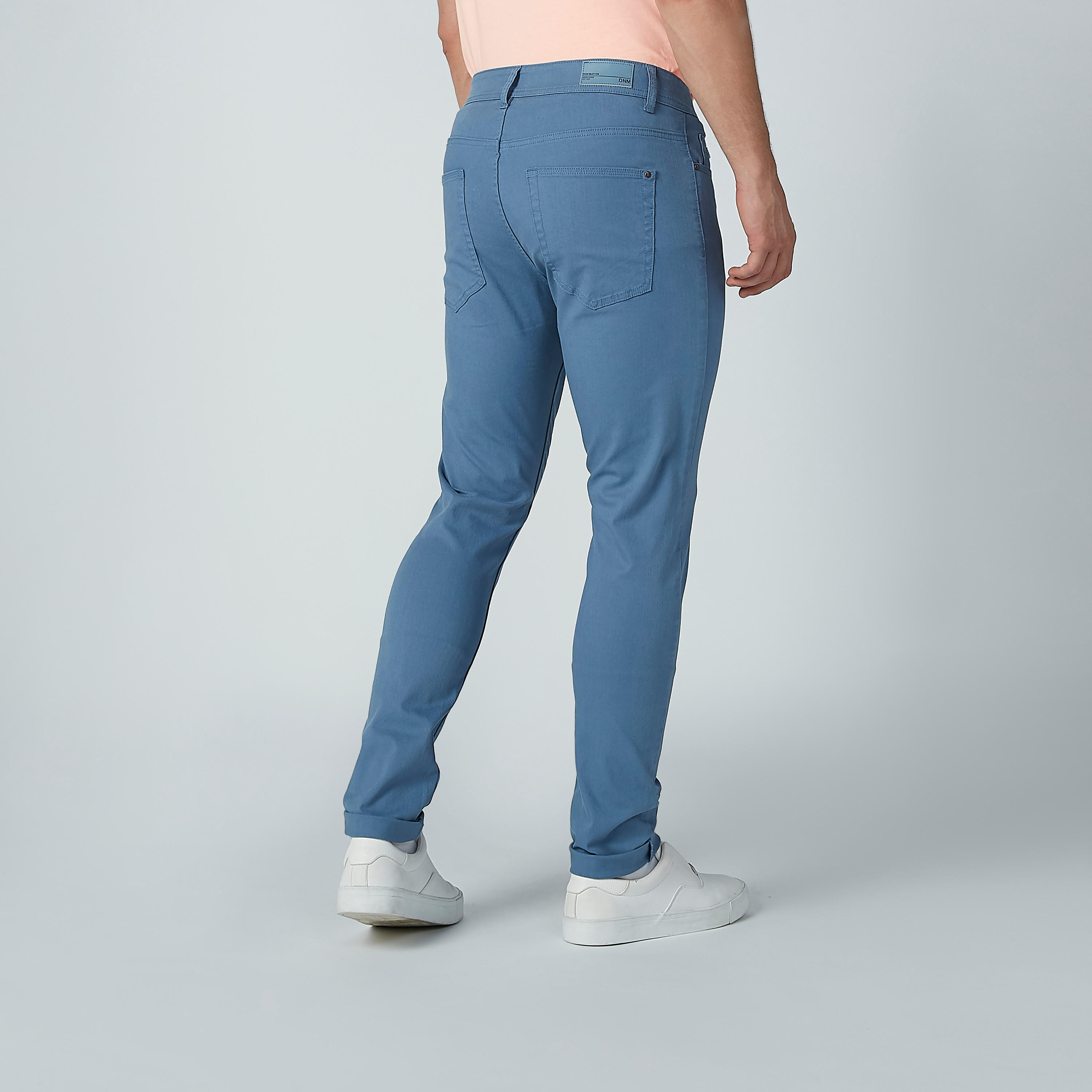 بنطال جينز بخصر متوسط الارتفاع وجيوب-men-clothing-bottoms-jeans-image-5