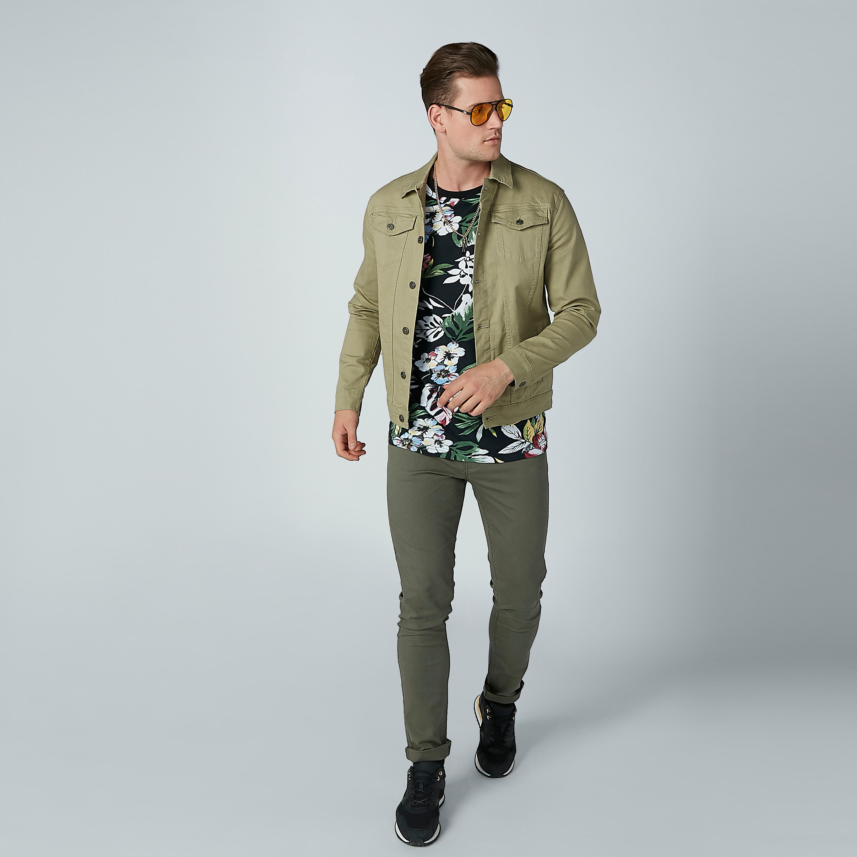بنطال جينز طويل بخصر متوسط الارتفاع وجيوب-men-clothing-bottoms-jeans-image-2