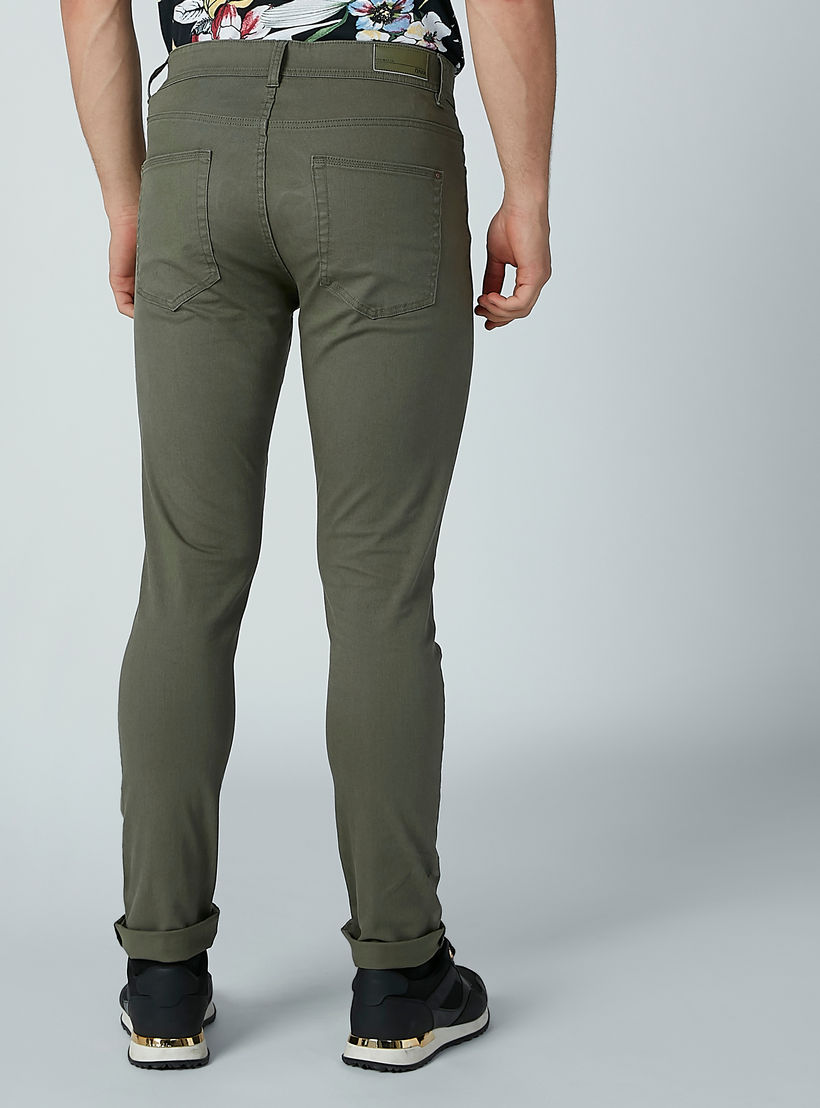 بنطال جينز طويل بخصر متوسط الارتفاع وجيوب-men-clothing-bottoms-jeans-image-5