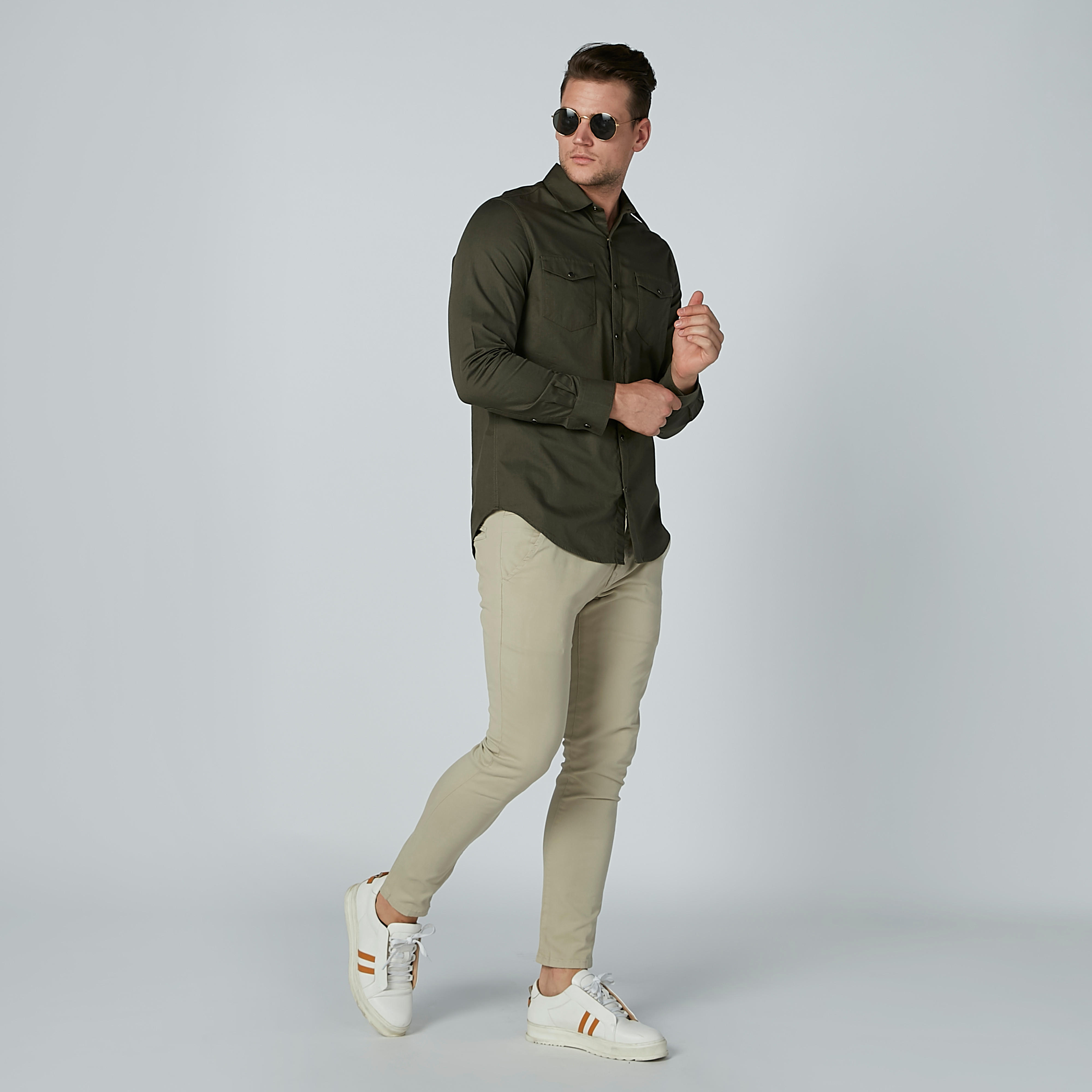 قميص سادة بأكمام طويلة وجيب على الصدر-men-clothing-shirts-image-1
