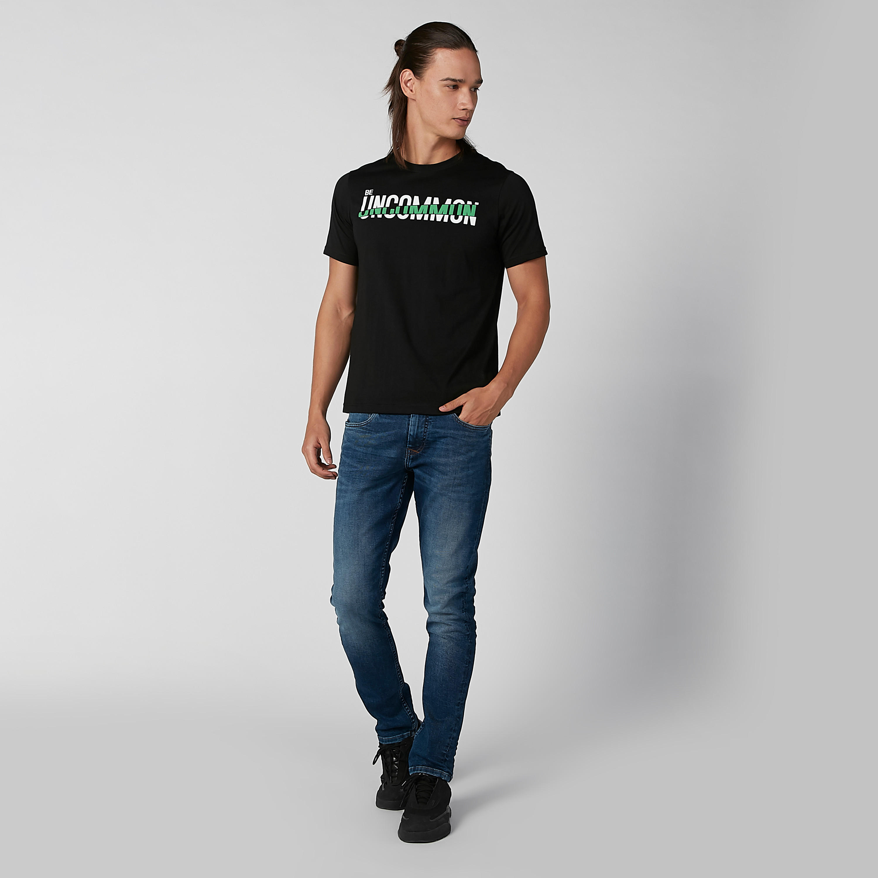 بنطلون جينز مستدام سليم سادة بجيوب-men-clothing-bottoms-jeans-image-3
