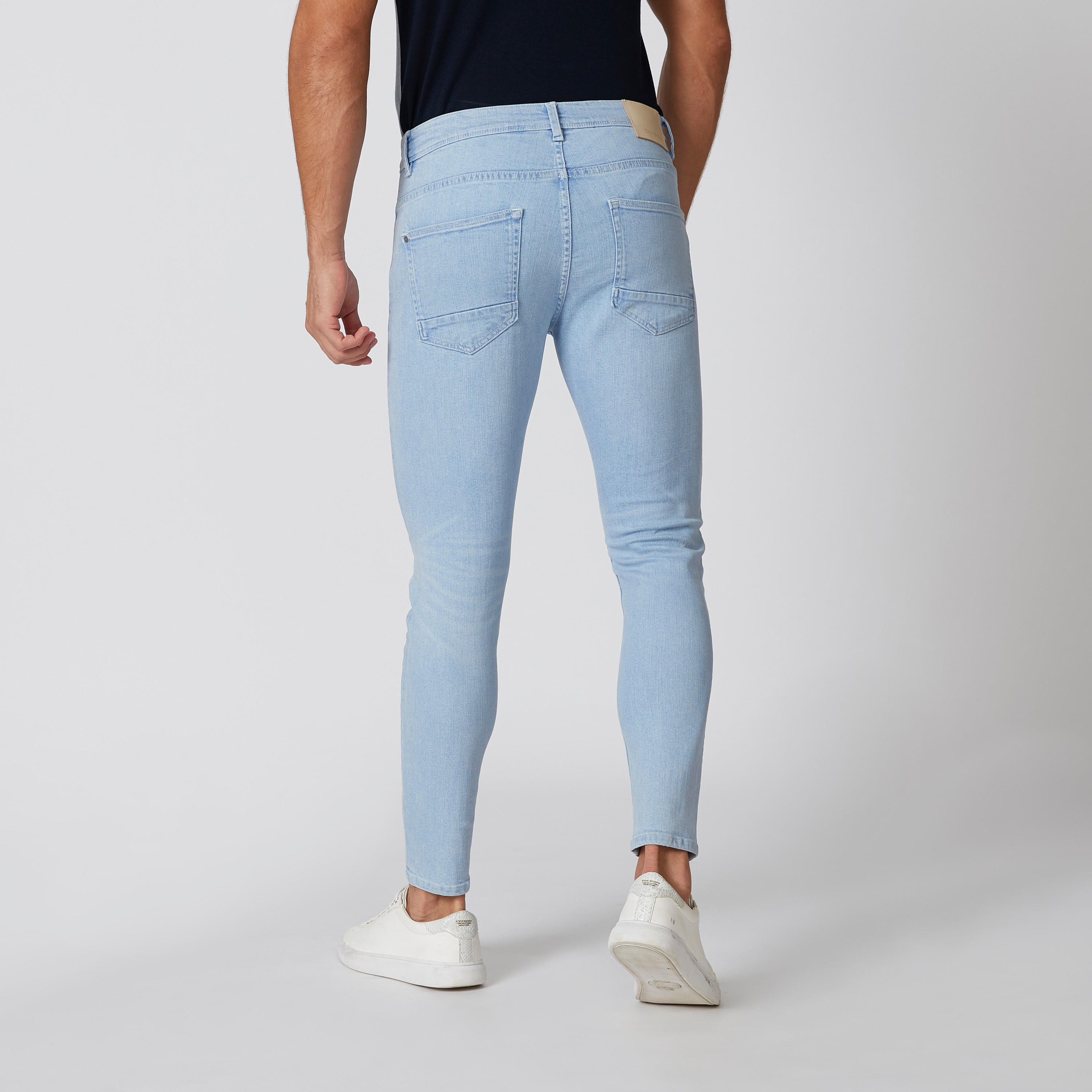 بنطلون جينز سادة طويل بجيوب وحلقات للحزام-men-clothing-bottoms-jeans-image-3