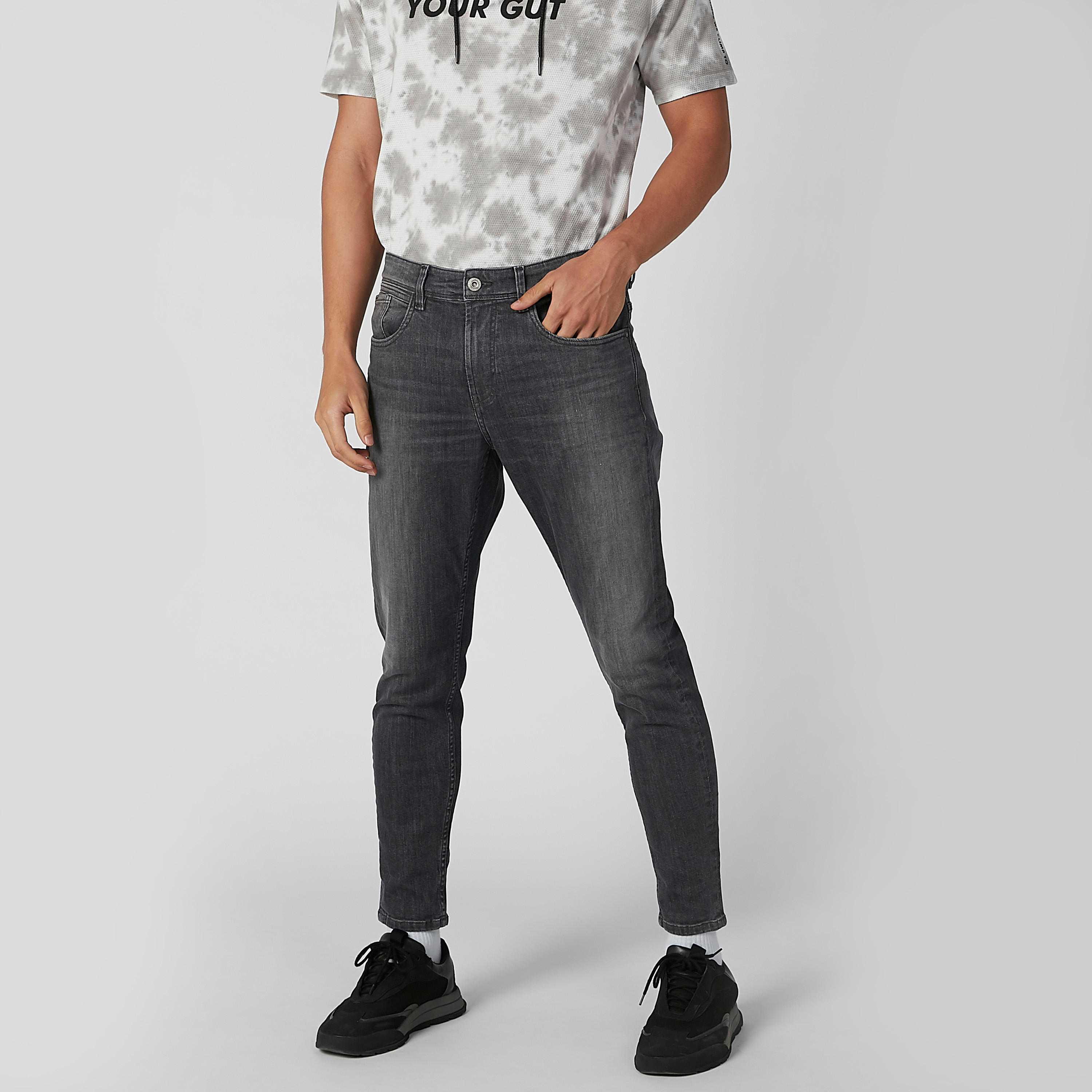 بنطلون جينز سادة طويل بجيوب وحلقات للحزام-men-clothing-bottoms-jeans-image-1