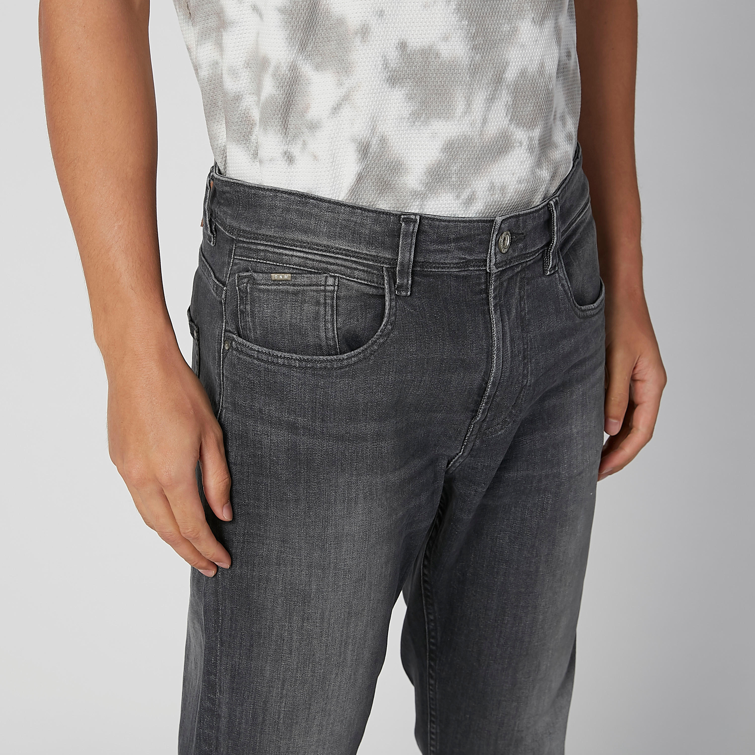 بنطلون جينز سادة طويل بجيوب وحلقات للحزام-men-clothing-bottoms-jeans-image-6