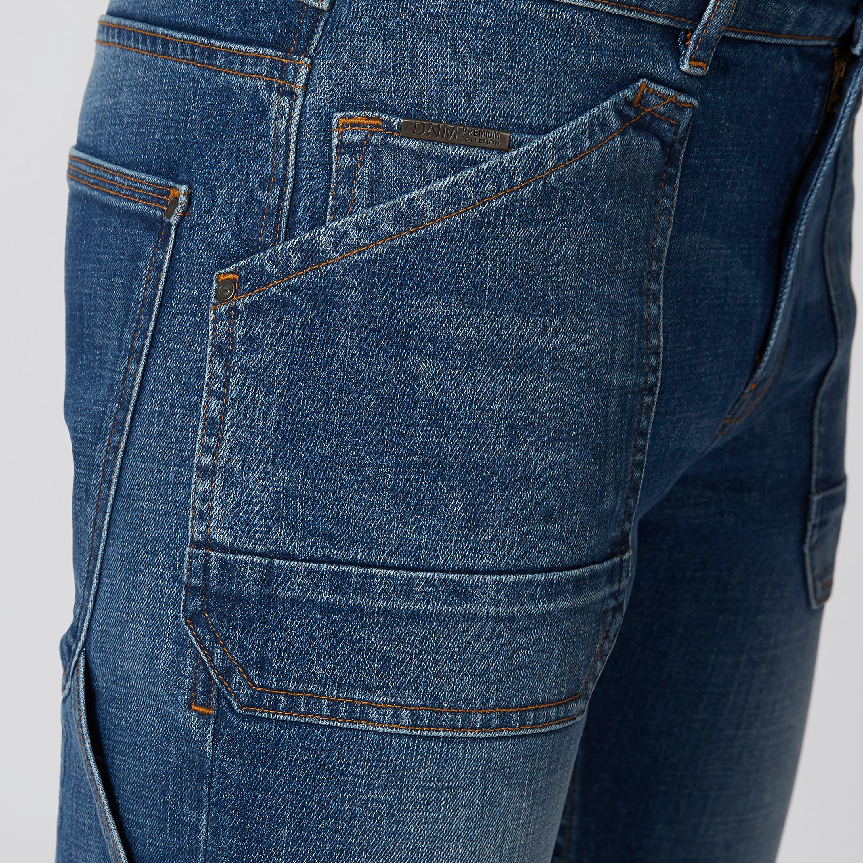 بنطلون جينز طويل بجيوب وحلقات للحزام-men-clothing-bottoms-jeans-image-5