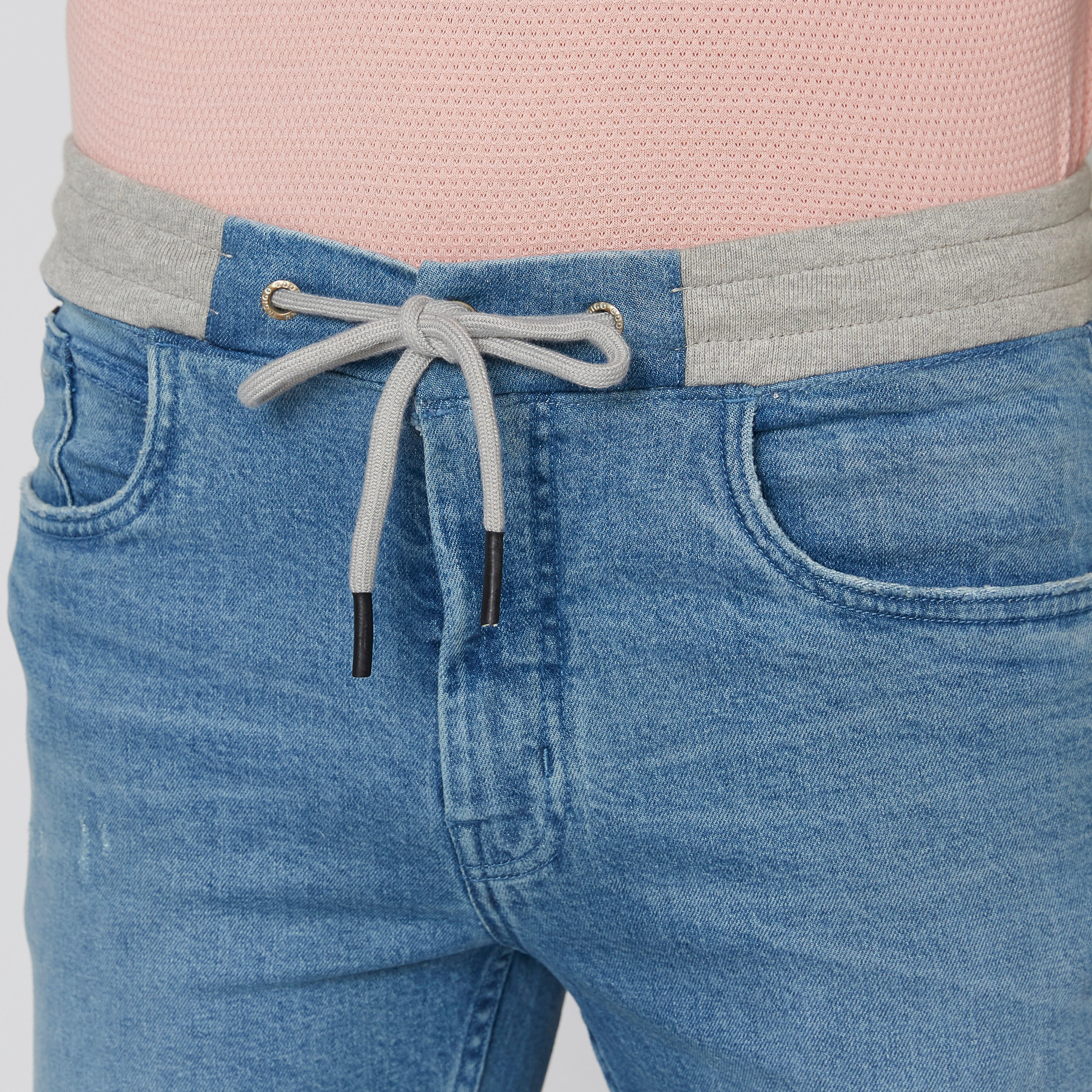 شورت دينم سادة برباط وجيوب-men-clothing-bottoms-shorts-image-1