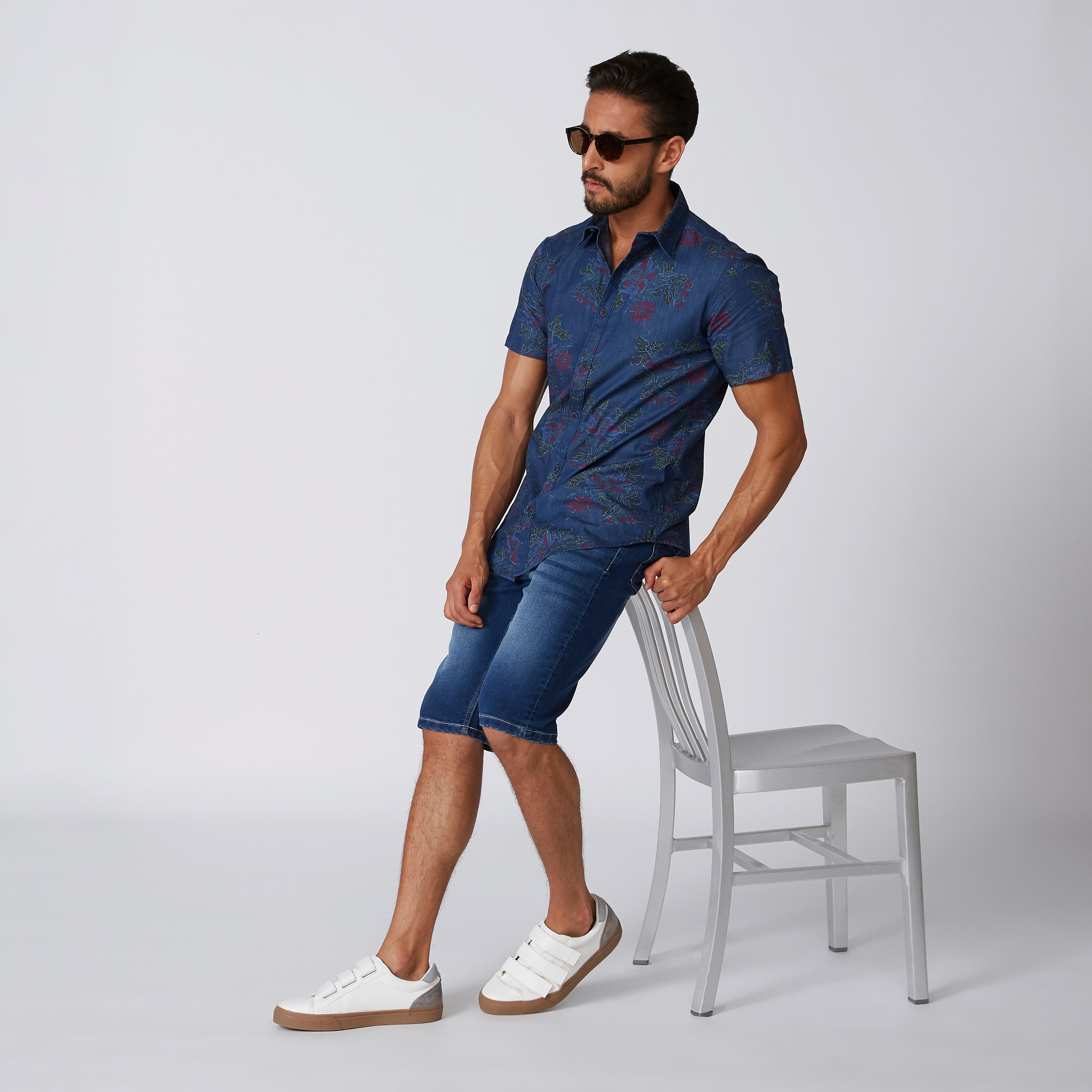 قميص بقصّة سليم وياقة عاديّة وأكمام قصيرة وطبعات-men-clothing-shirts-image-1