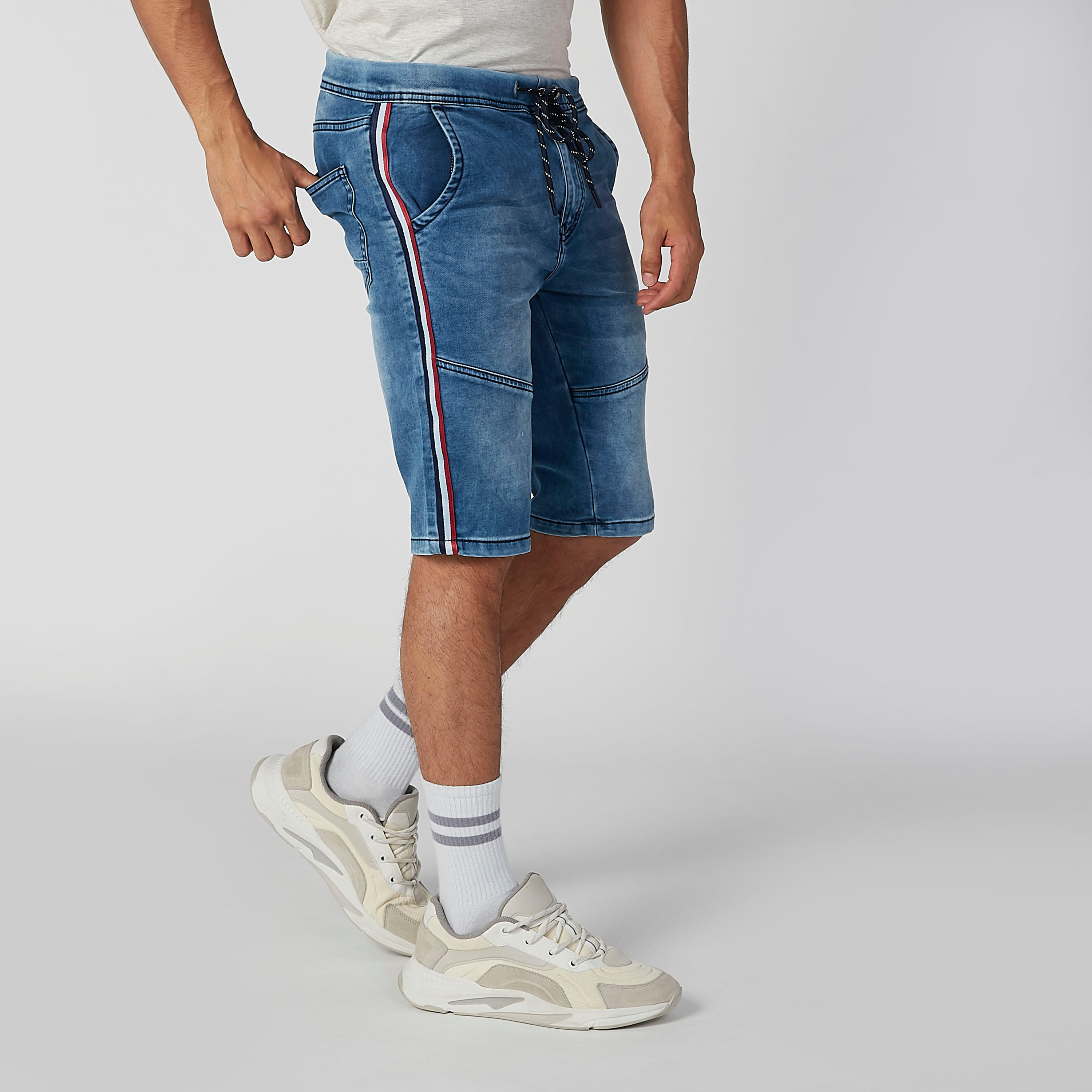 شورت مستدام دينم بخصر متوسط الارتفاع وجيوب وشريطة-men-clothing-bottoms-shorts-image-3