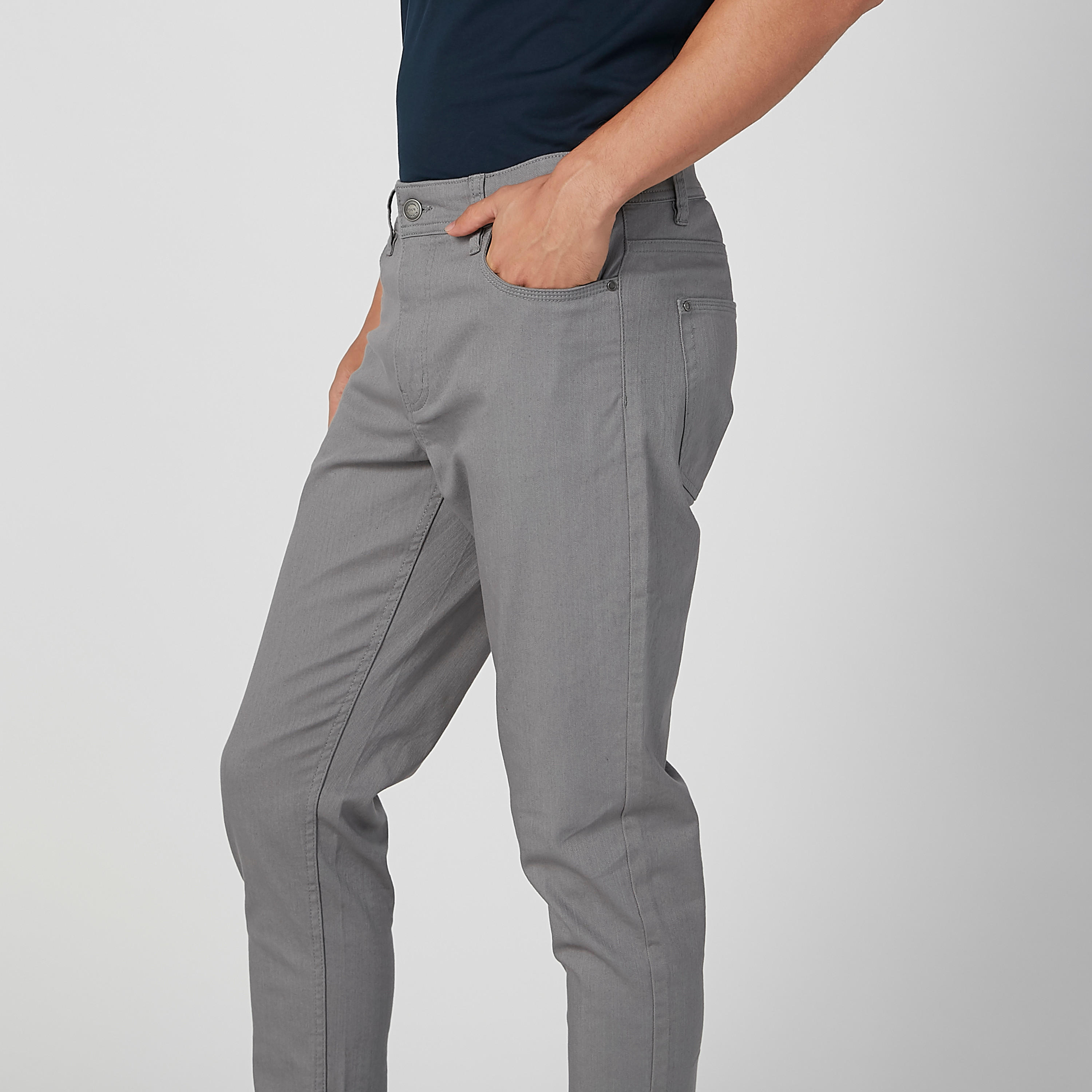 بنطلون جينز سادة بجيوب وحلقات للحزام-men-clothing-bottoms-jeans-image-3