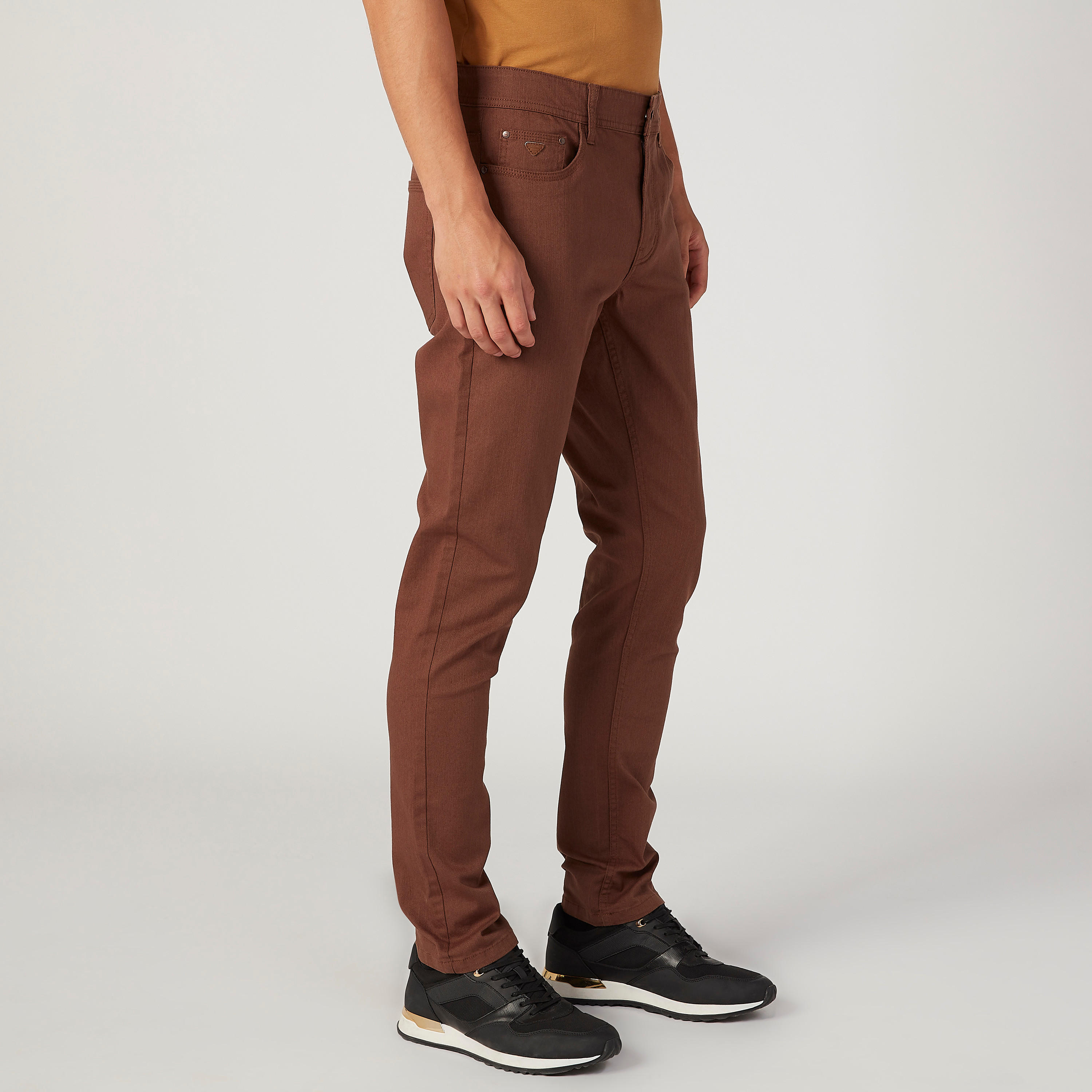 بنطلون جينز سادة بجيوب وحلقات للحزام-men-clothing-bottoms-jeans-image-5