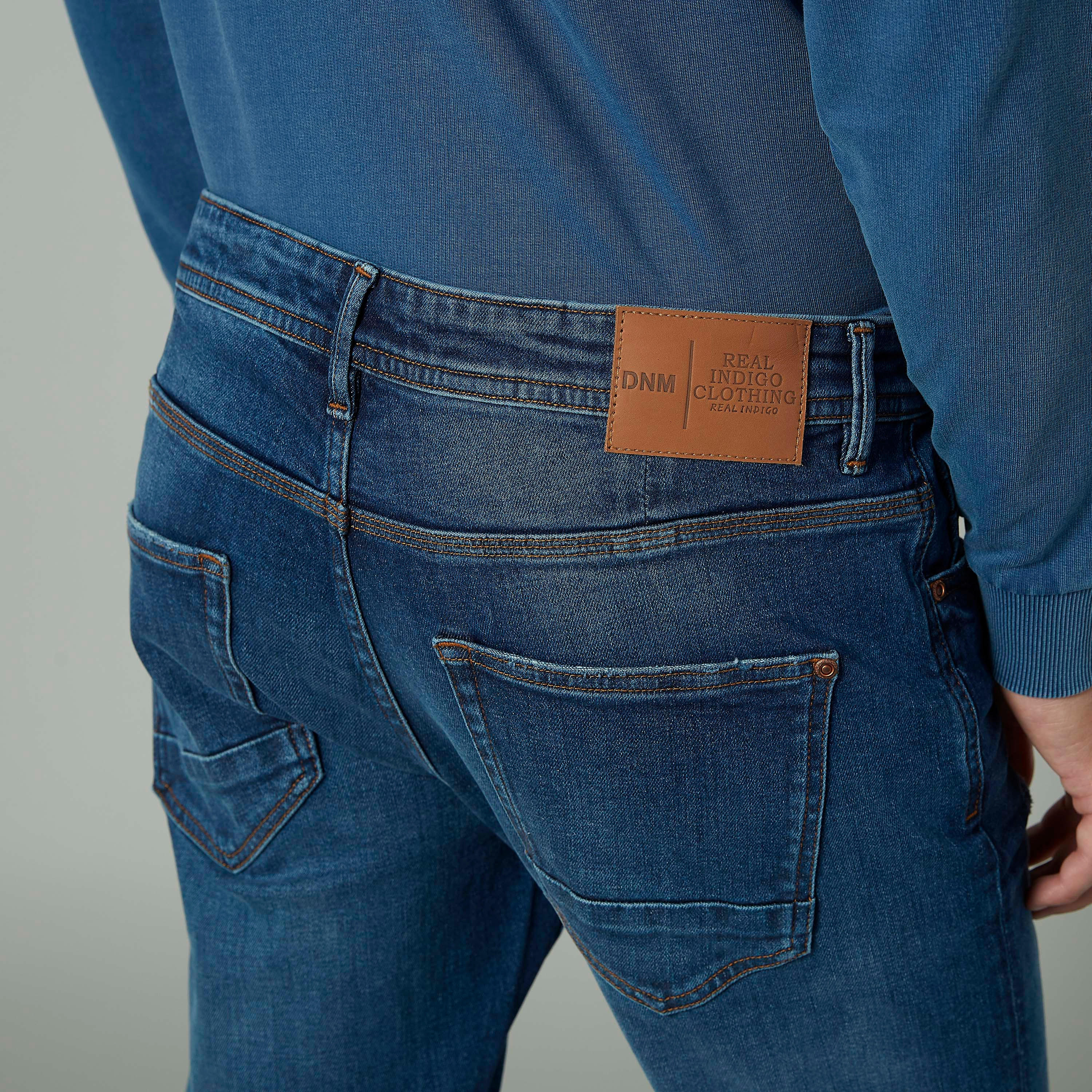 بنطلون جينز طويل بارز الملمس بجيوب وحلقات للحزام-men-clothing-bottoms-jeans-image-5
