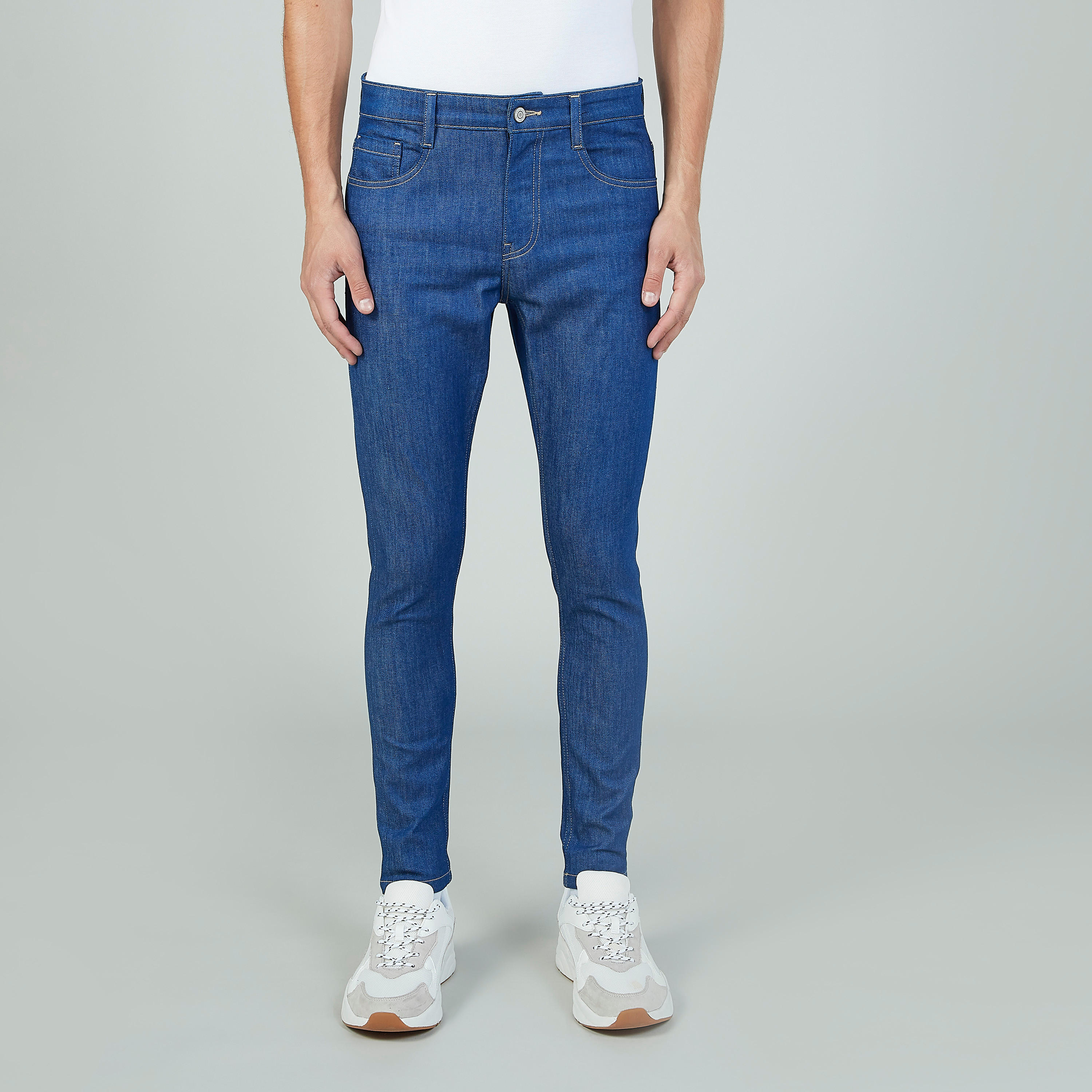 بنطلون جينز طويل بتفاصيل جيوب وحلقات للحزام-men-clothing-bottoms-jeans-image-1