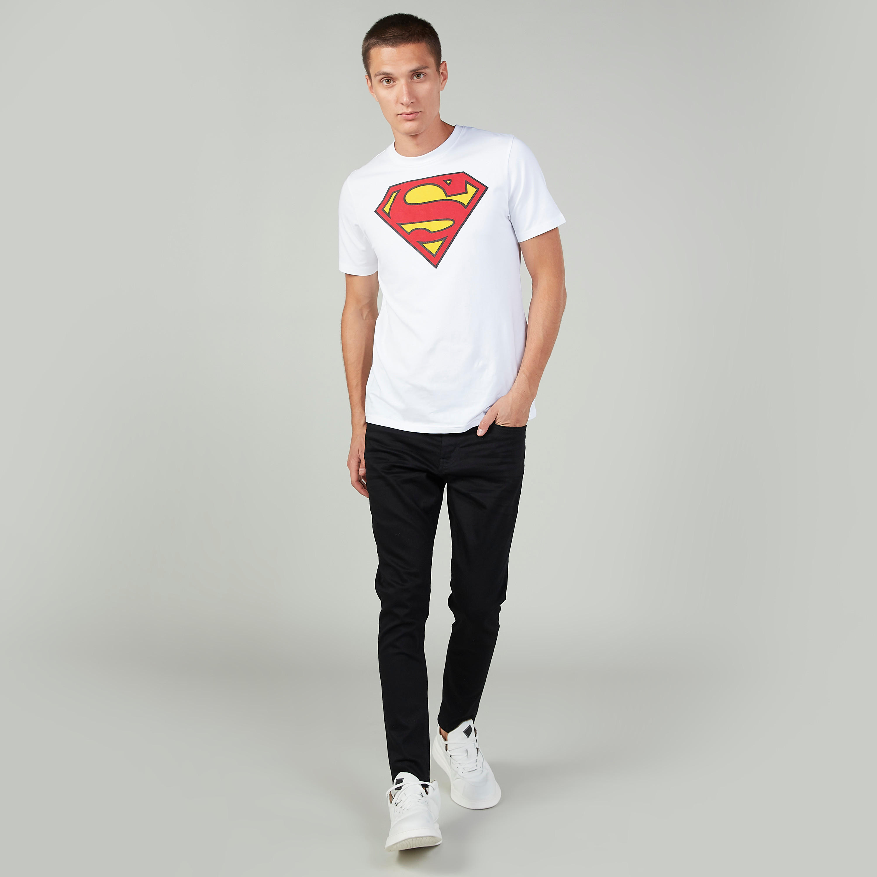 بنطلون جينز طويل بتفاصيل جيوب وحلقات للحزام-men-clothing-bottoms-jeans-image-2