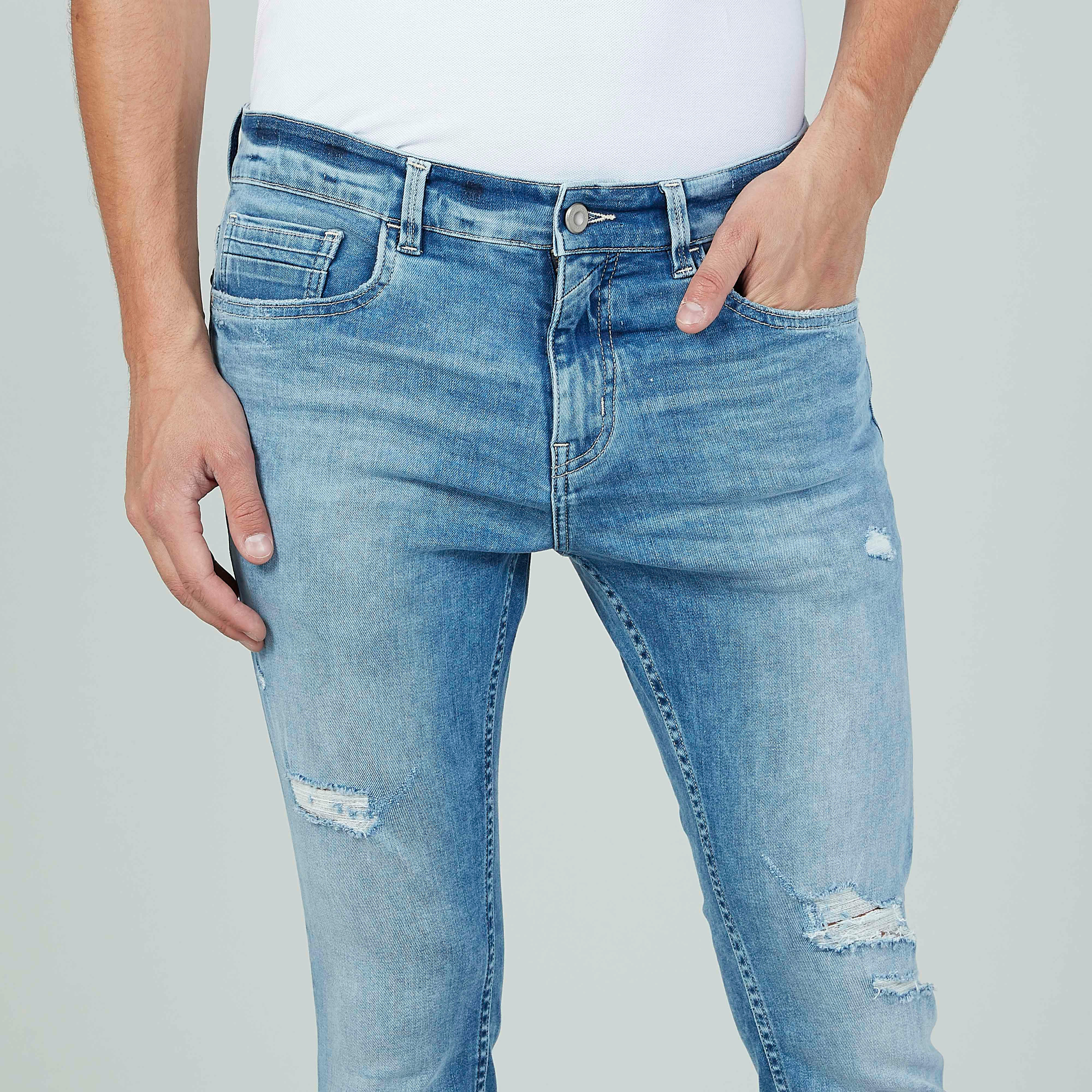 بنطلون جينز طويل ممزّق بجيوب وحلقات للحزام-men-clothing-bottoms-jeans-image-3