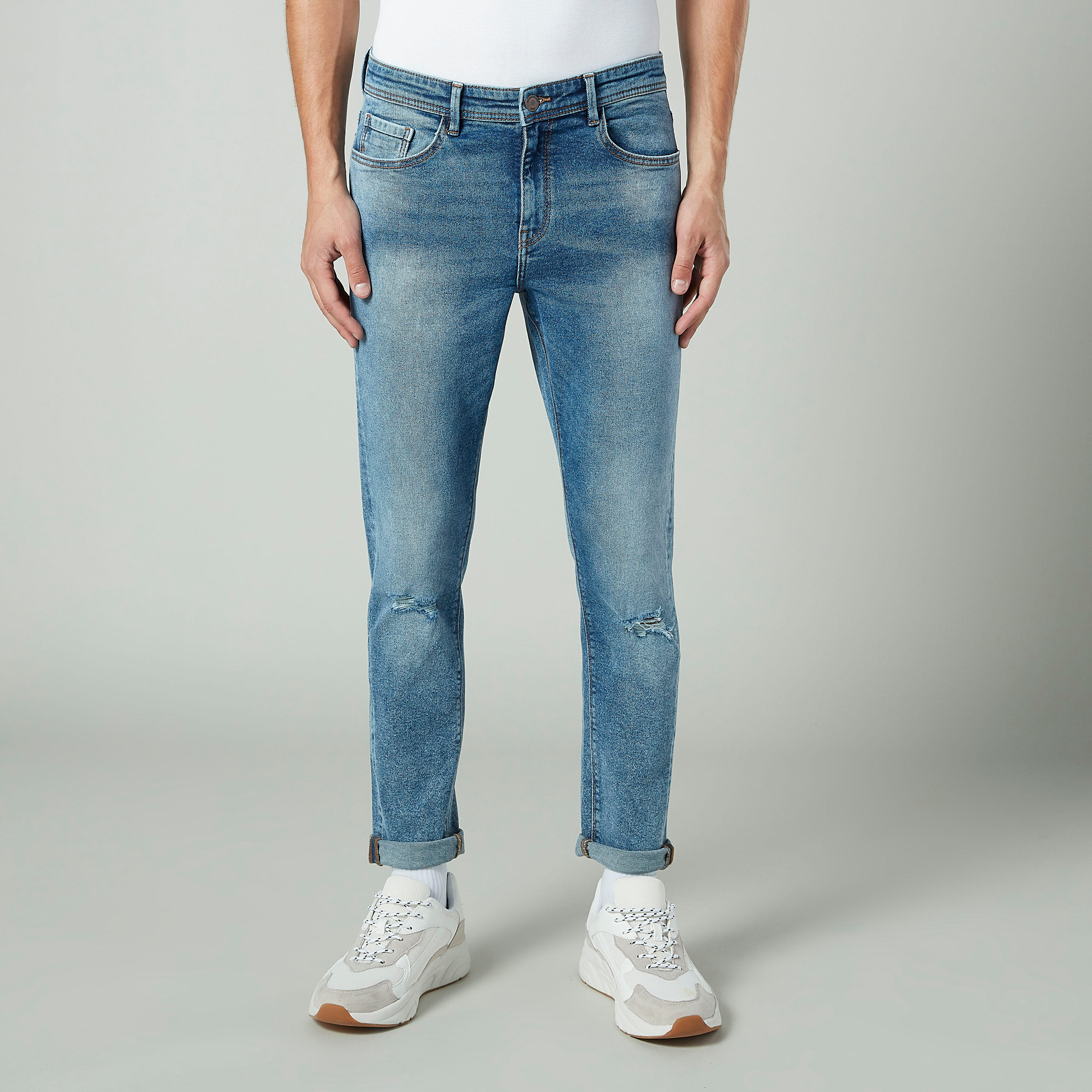 بنطلون جينز طويل بارز الملمس وجيوب وحلقات للحزام-men-clothing-bottoms-jeans-image-1