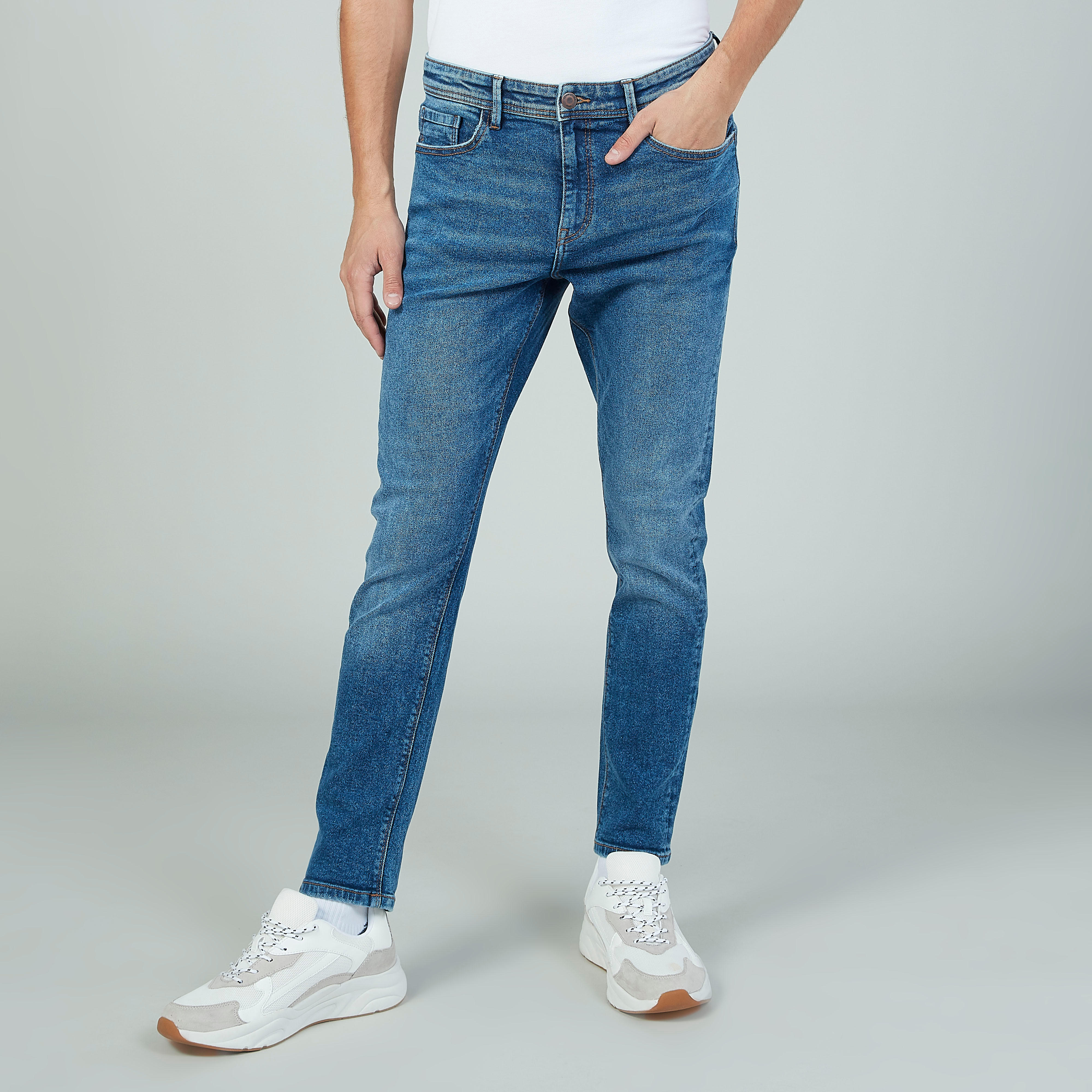 بنطلون جينز طويل بارز الملمس بجيوب وحلقات للحزام-men-clothing-bottoms-jeans-image-1