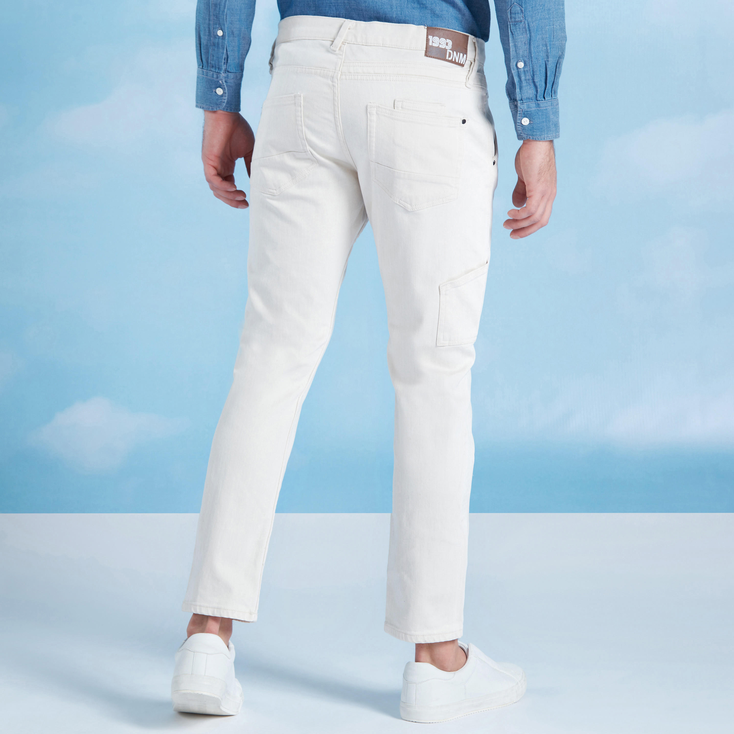 بنطلون جينز سادة طويل بجيوب وحلقات للحزام-men-clothing-bottoms-jeans-image-4