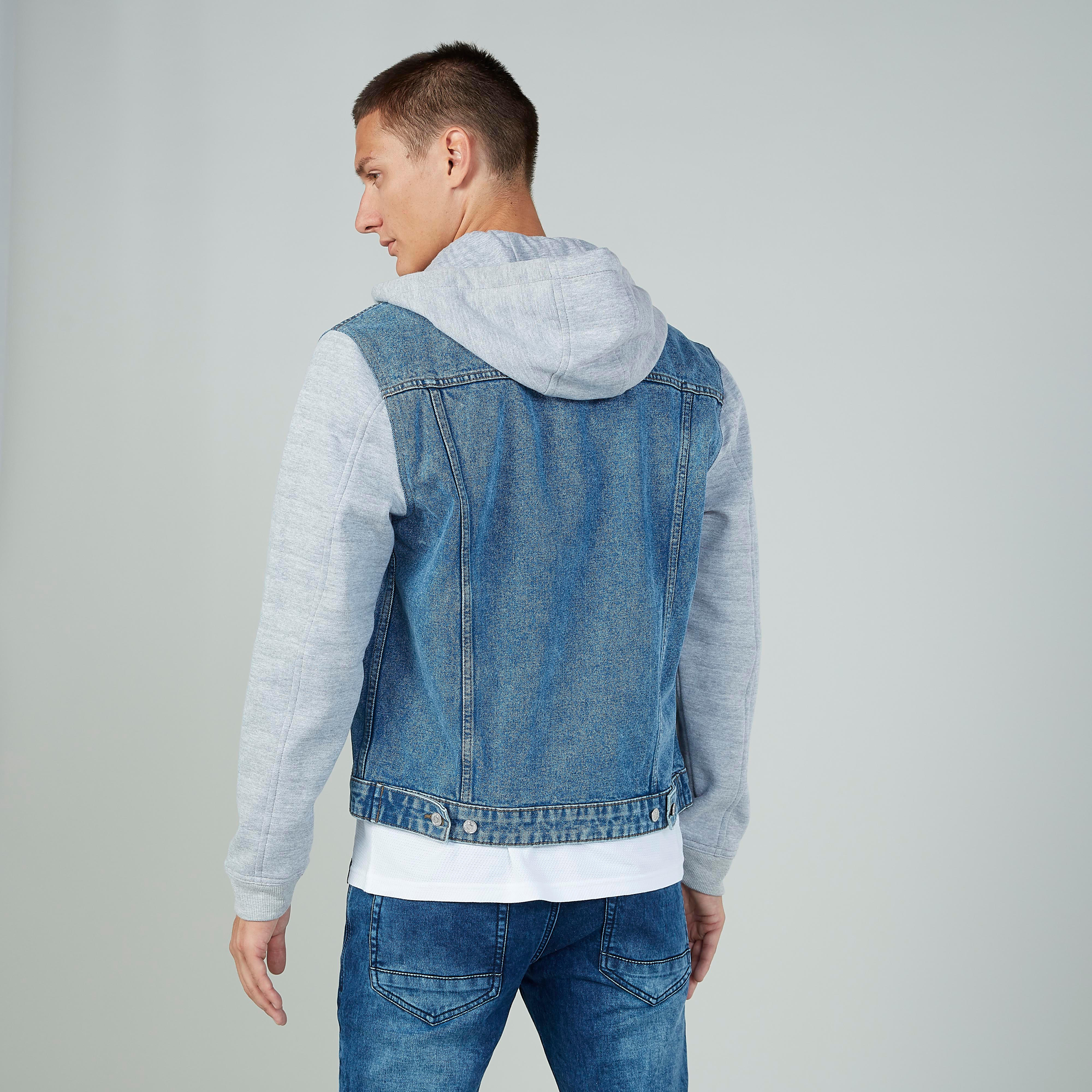 جاكيت دنيم بأكمام طويلة  وقبعة وجيوب بطيّة-men-clothing-jacketsandblazers-jackets-image-4