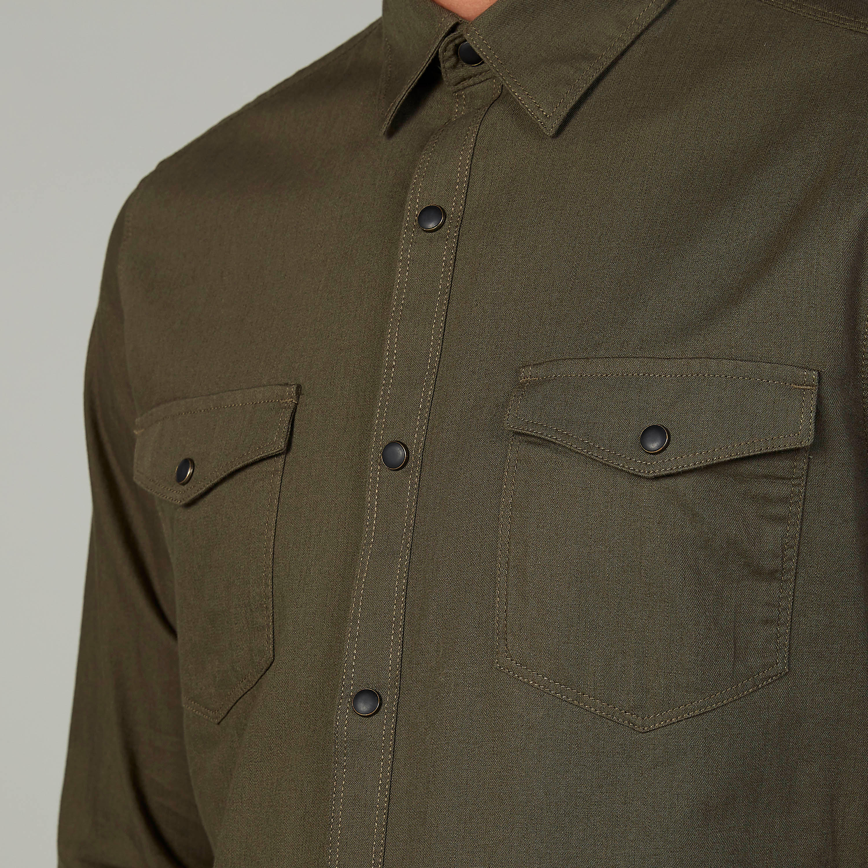 قميص دينم سادة بأكمام طويلة وجيوب بطية-men-clothing-shirts-image-3