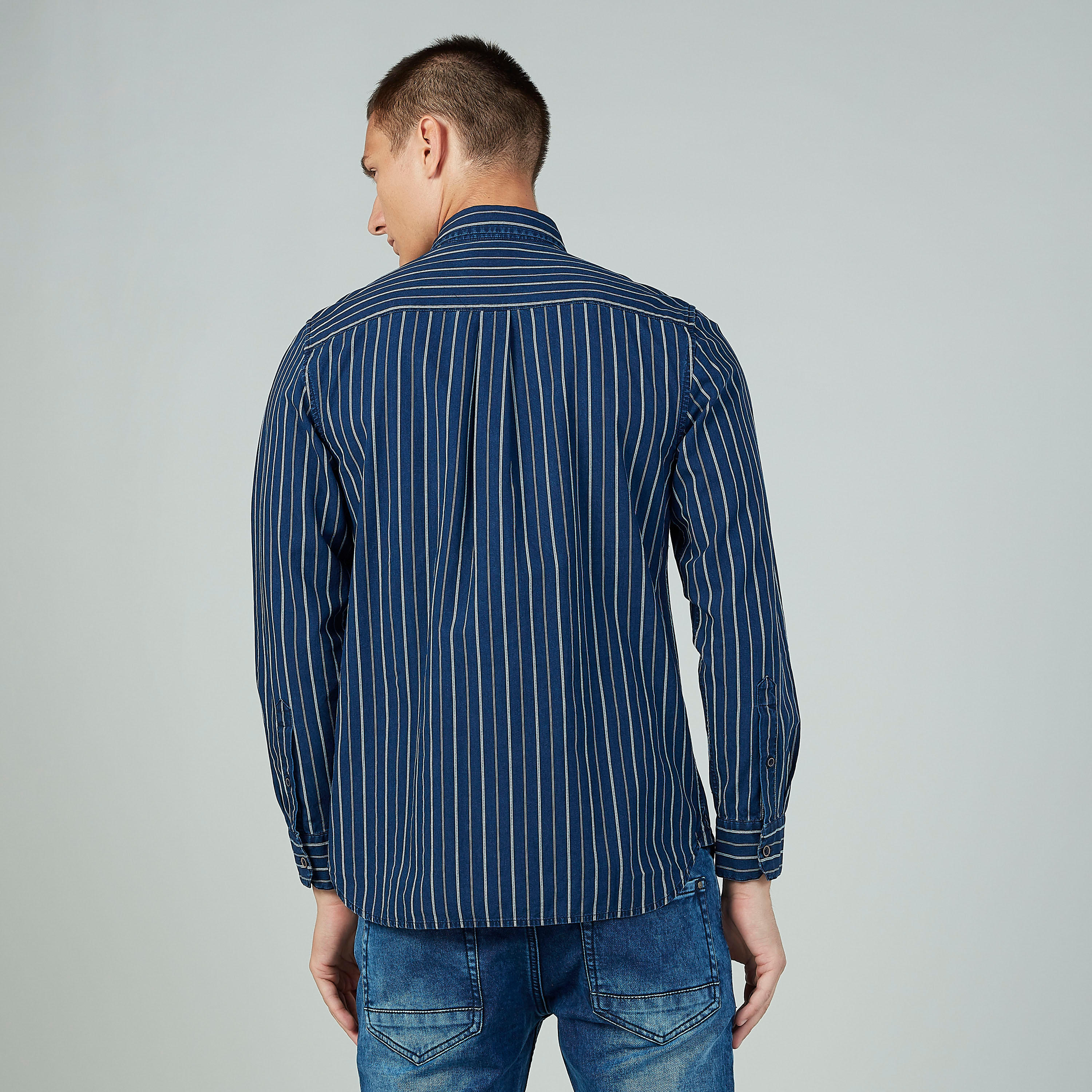 قميص سليم مخطط بأكمام طويلة وياقة عادية-men-clothing-shirts-image-4