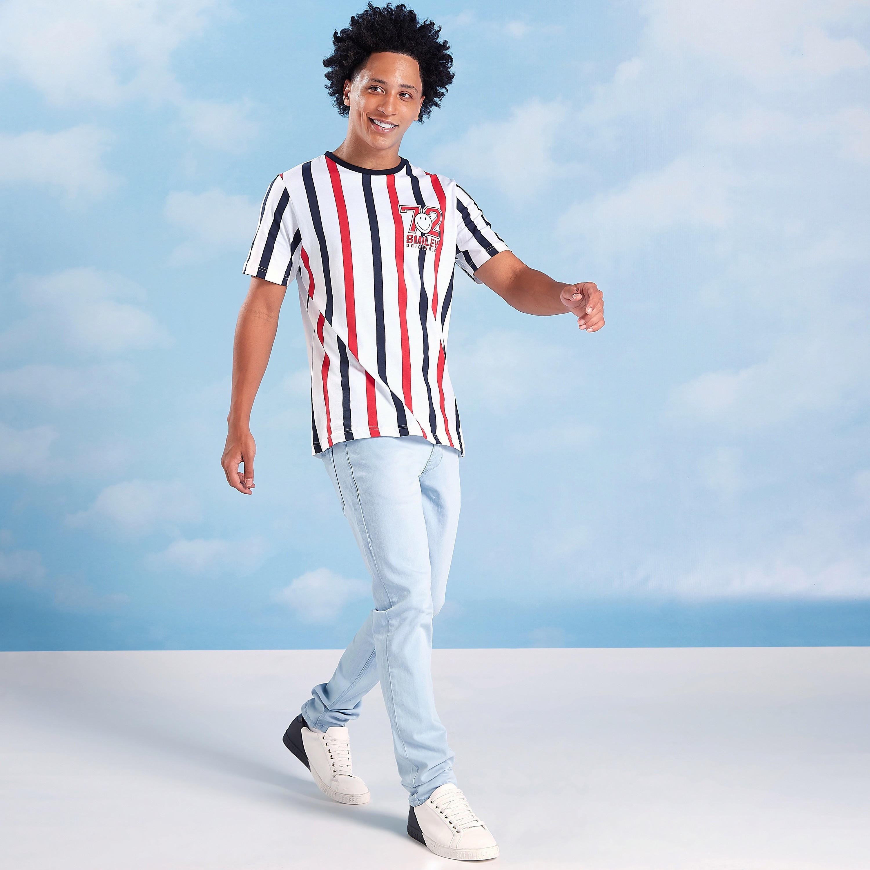 بنطلون جينز مستدام سليم سادة بخصر منخفض وحلقات حزام -men-clothing-bottoms-jeans-image-2