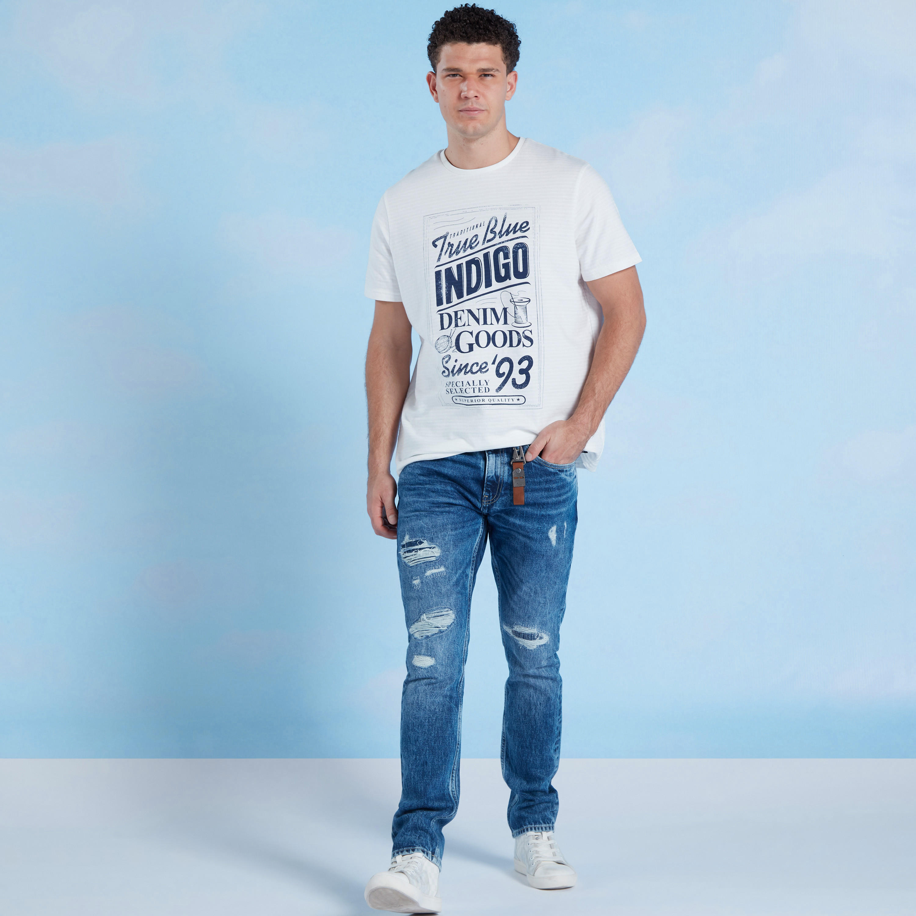 بنطلون جينز سكيني ممزق بخصر منخفض وجيوب وحلقات حزام-men-clothing-bottoms-jeans-image-2