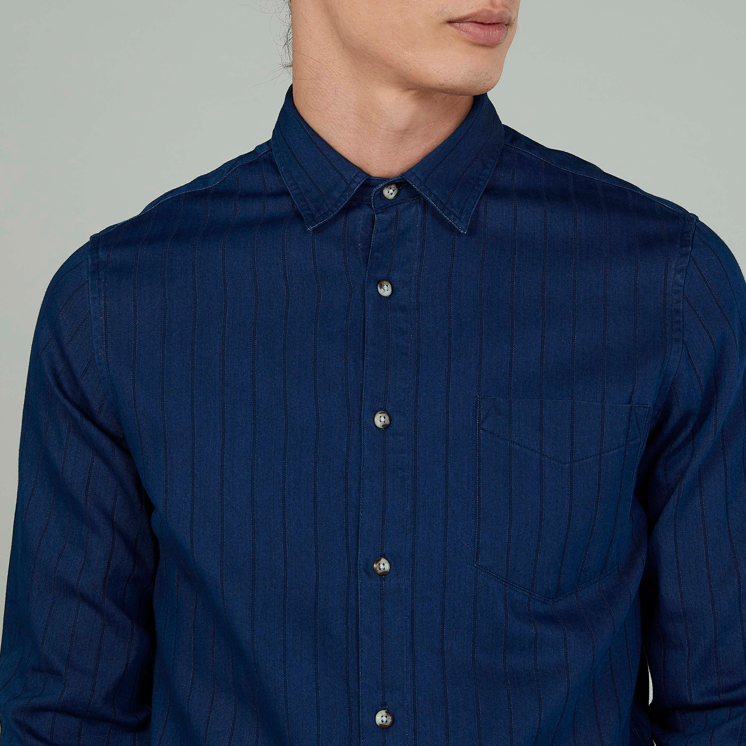 قميص سليم مخطط بأكمام طويلة وياقة عادية-men-clothing-shirts-image-3