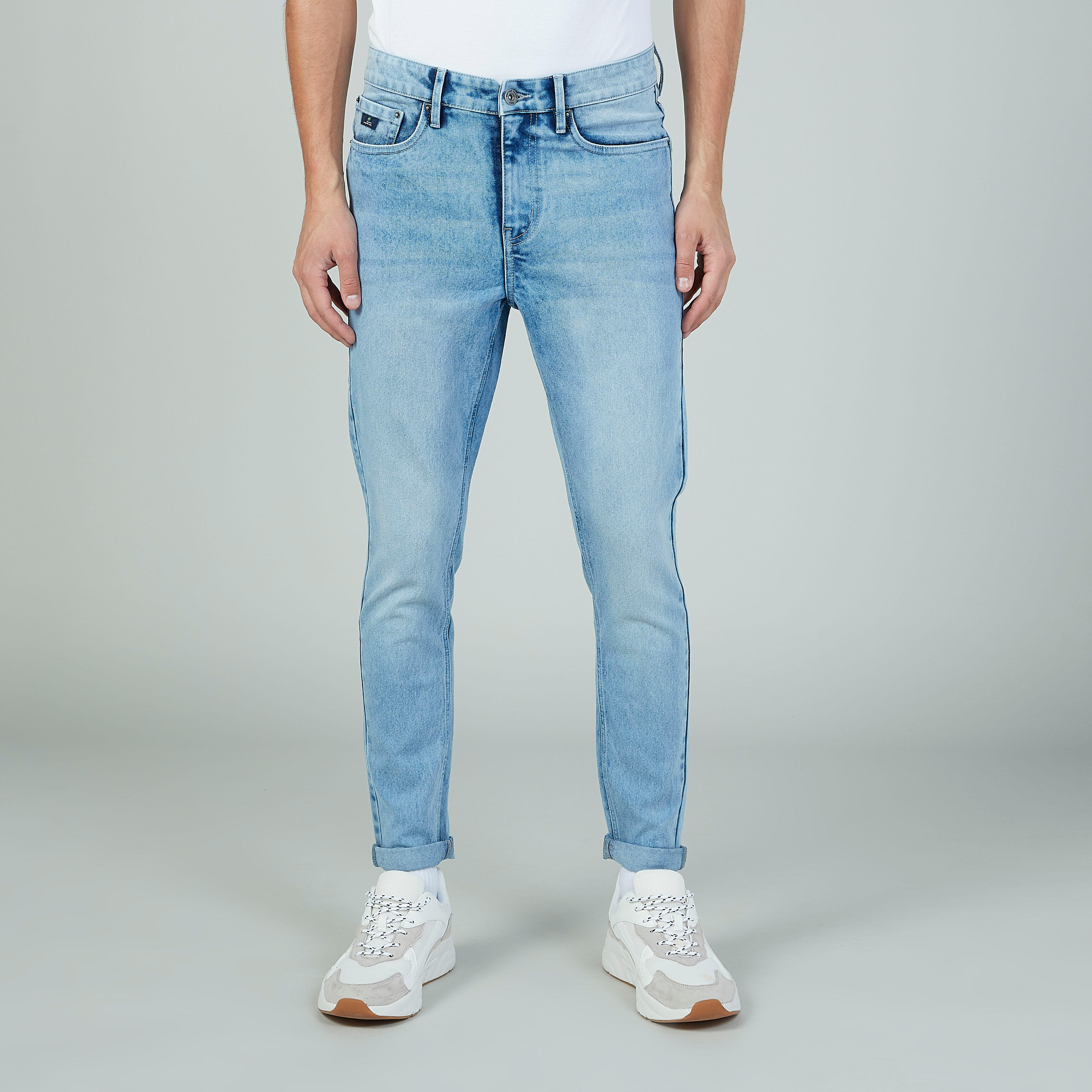 بنطلون جينز سكيني طويل بارز الملمس بخصر متوسط وجيوب-men-clothing-bottoms-jeans-image-1