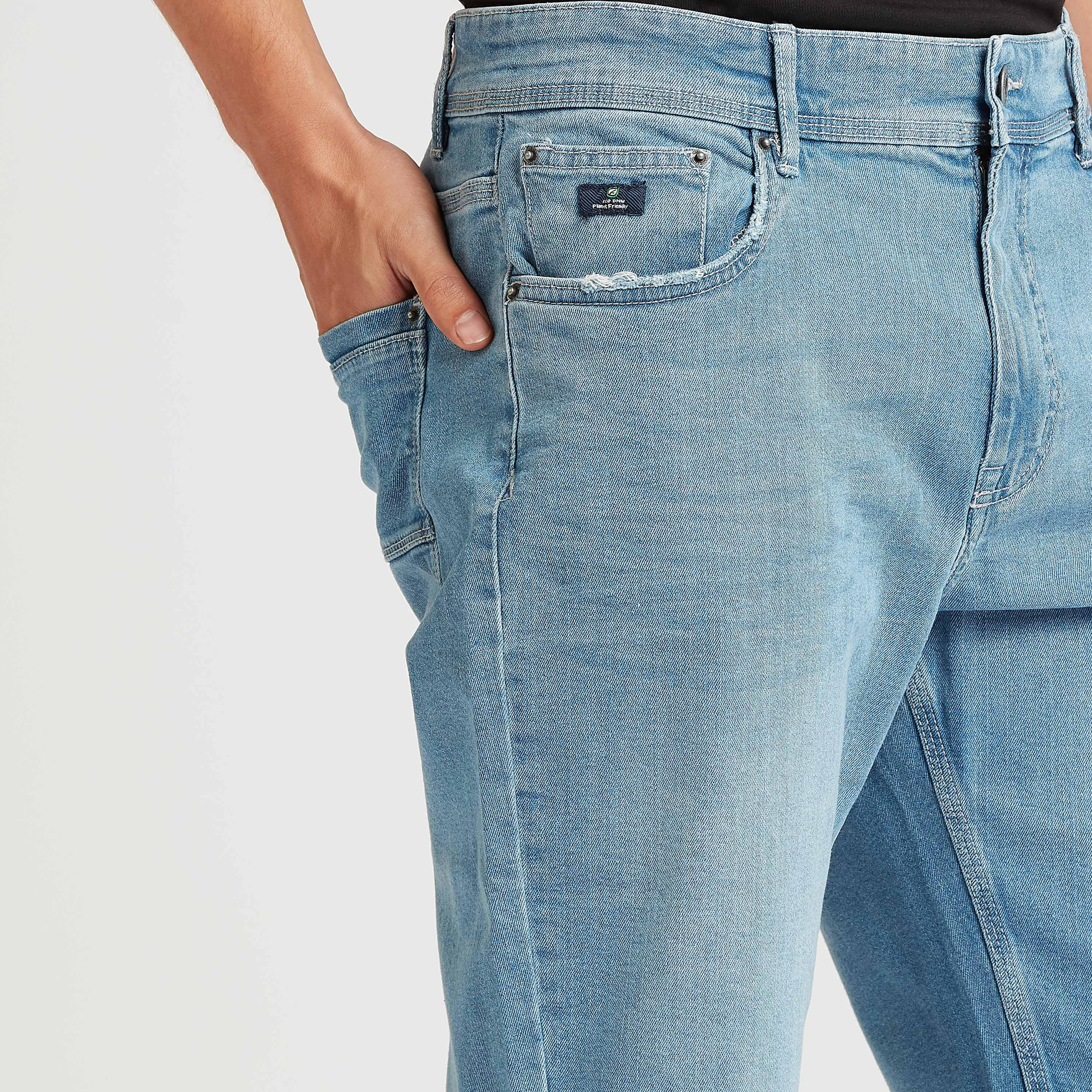 شورت دينم بتفاصيل جيوب وعراوي-men-clothing-bottoms-shorts-image-3