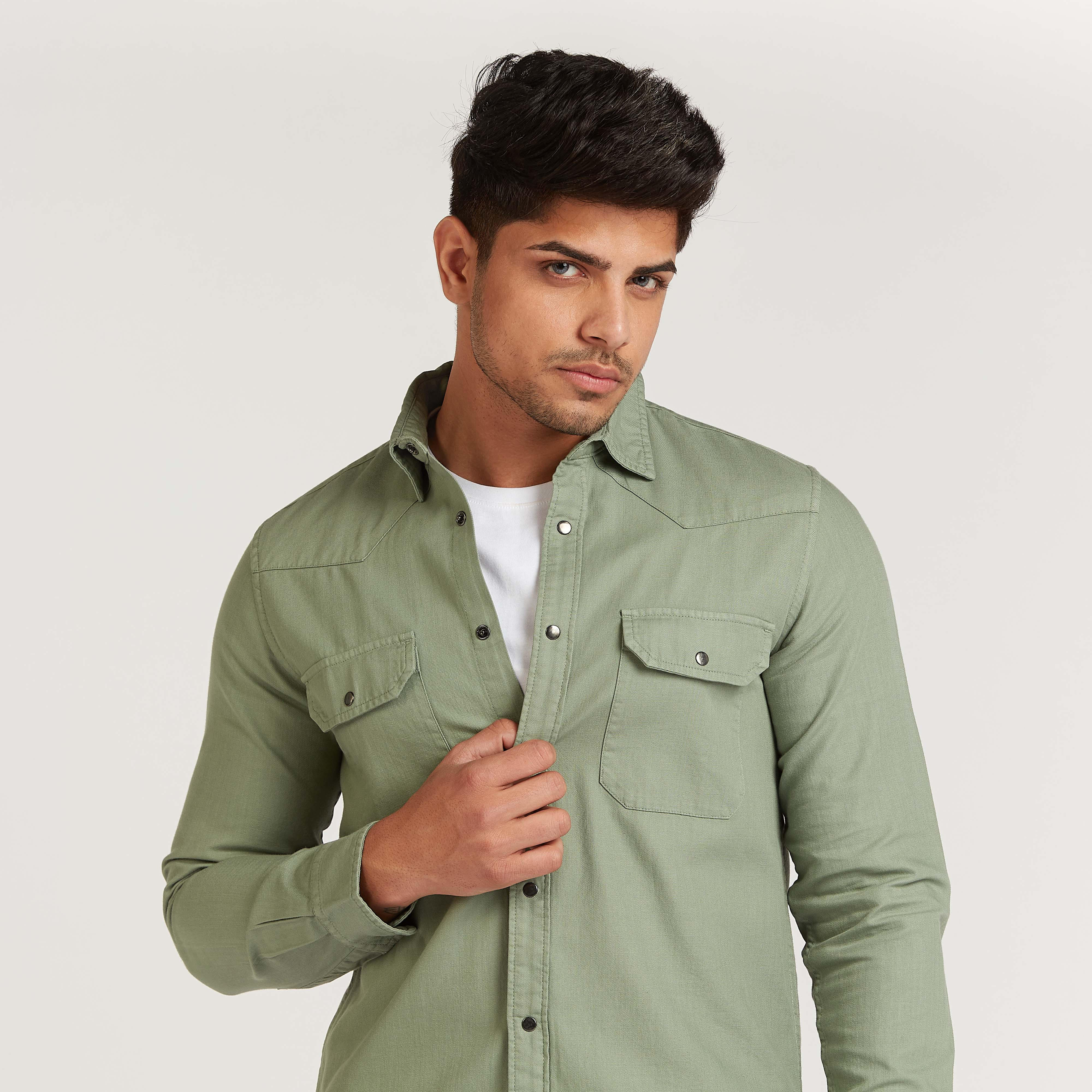 قميص دنيم بأكمام طويلة وجيوب بطيّة-men-clothing-shirts-image-3