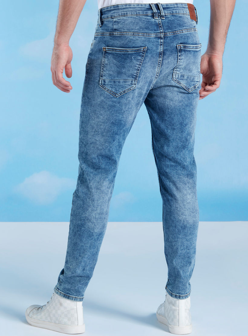 بنطلون جينز ممزّق بقصة سليم و خصر منخفض مع جيوب وحلقات للحزام-men-clothing-bottoms-jeans-image-4