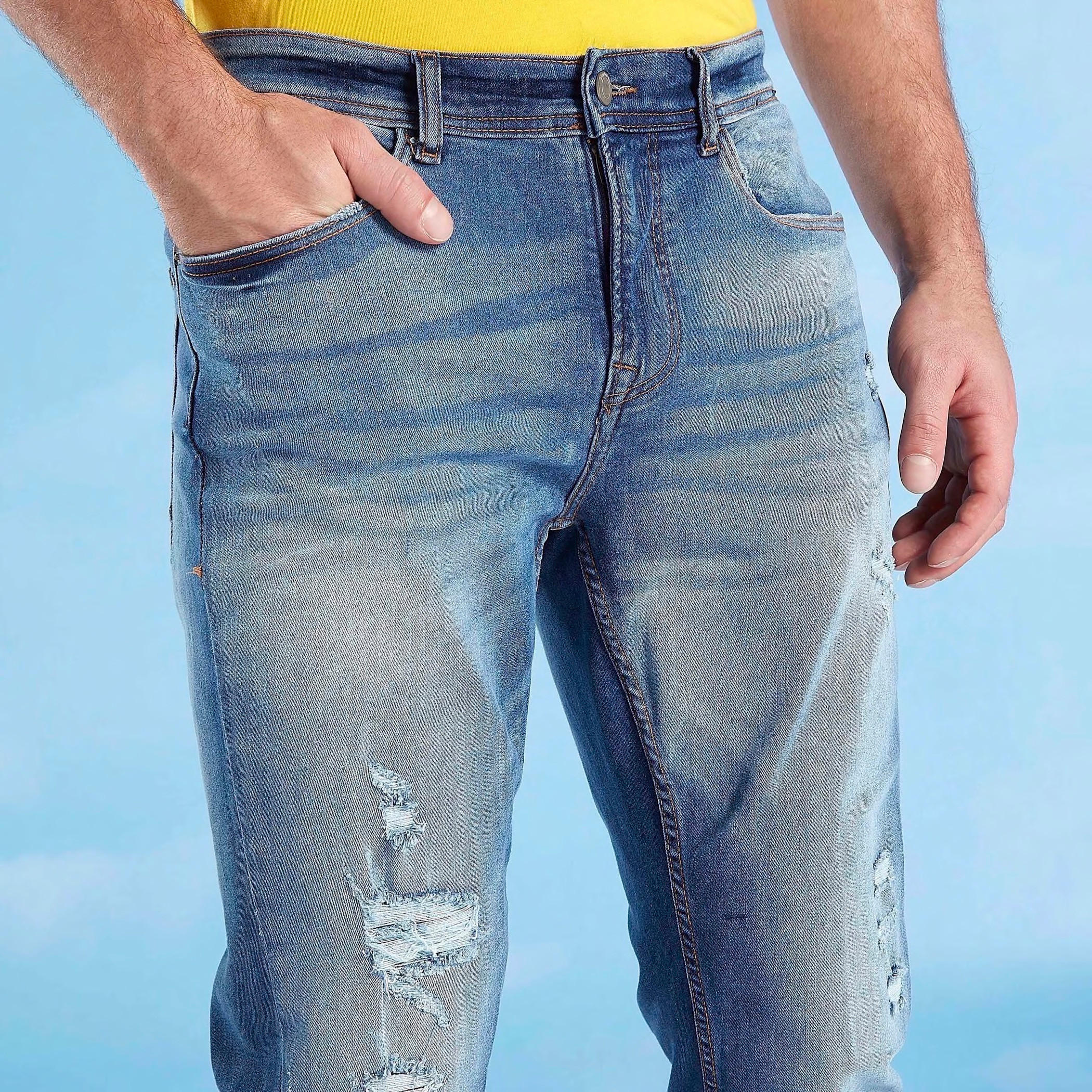 بنطلون جينز ممزّق بتفاصيل جيوب وعراوي-men-clothing-bottoms-jeans-image-3