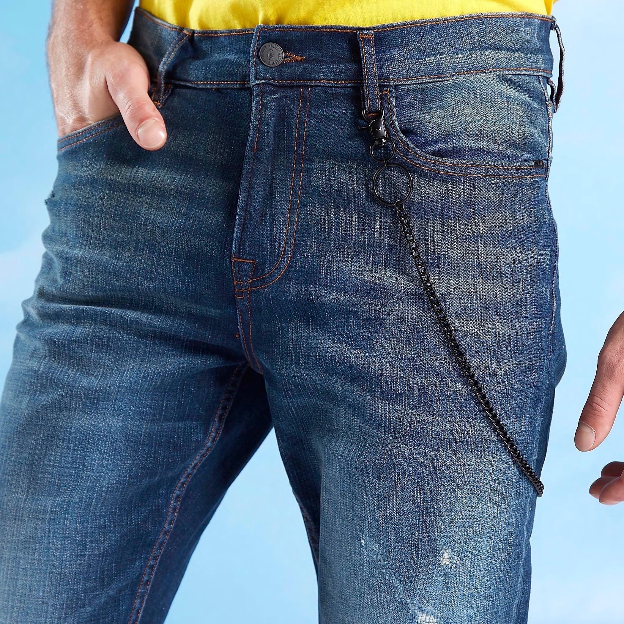بنطلون جينز دينم سليم فيت مضلّع بزر إغلاق وزينة سلسلة-men-clothing-bottoms-jeans-image-3